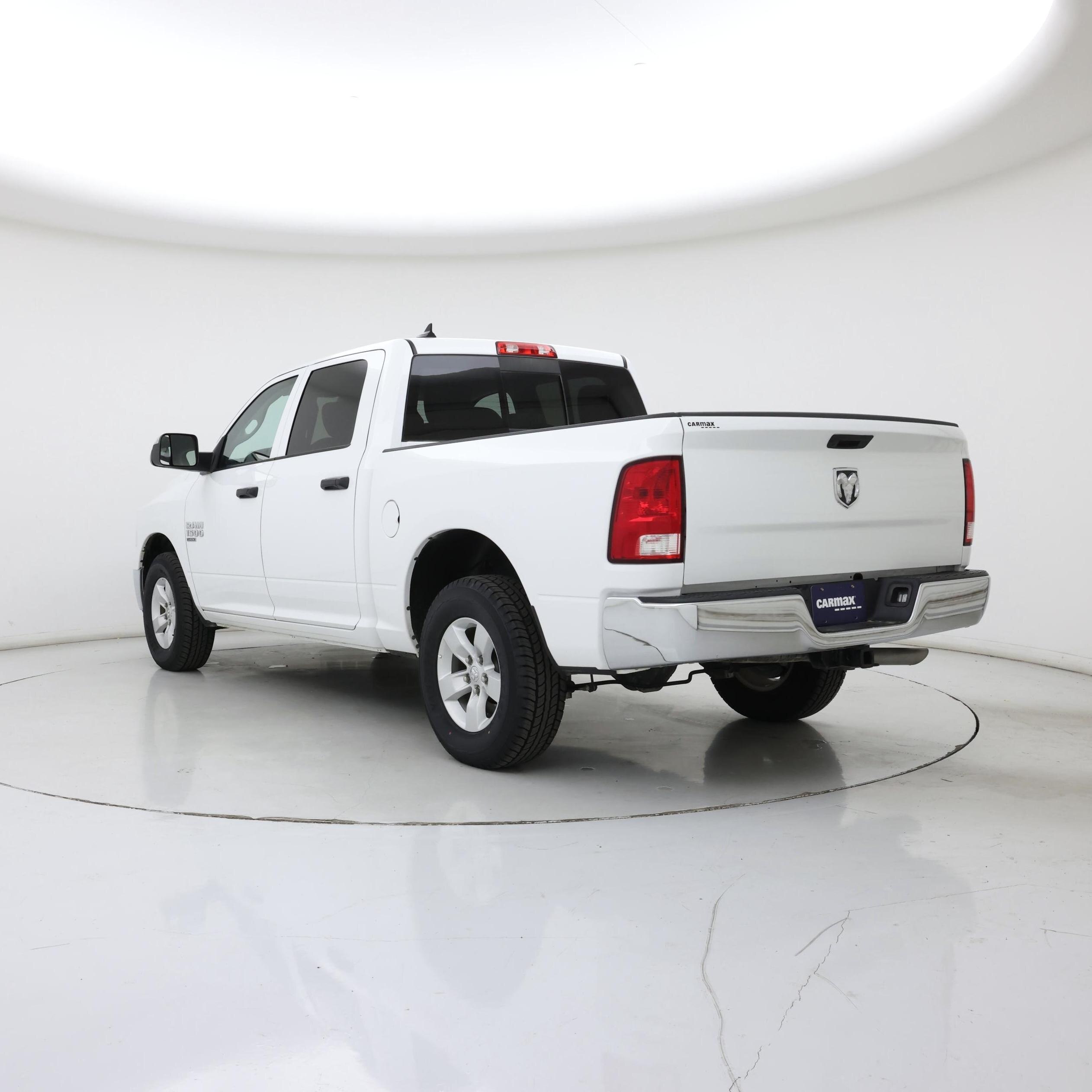 Thumbnail: 2023 RAM 1500 Classic - 2