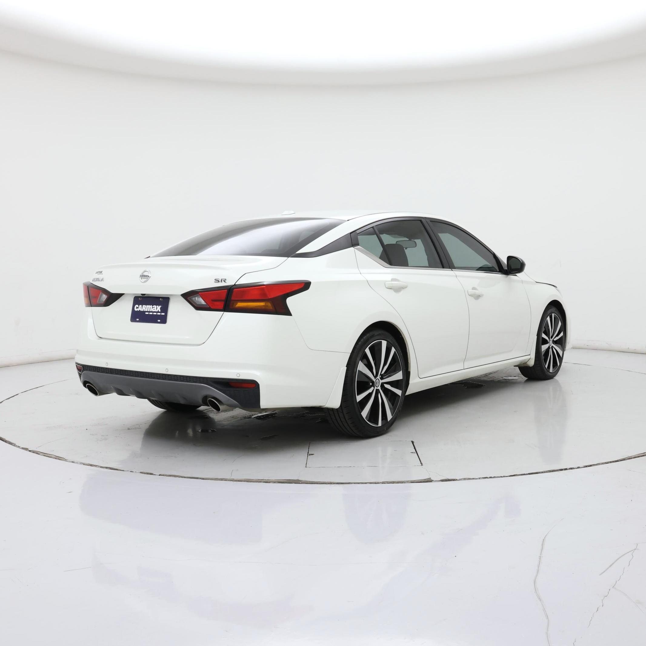 Thumbnail: 2020 Nissan Altima - 8