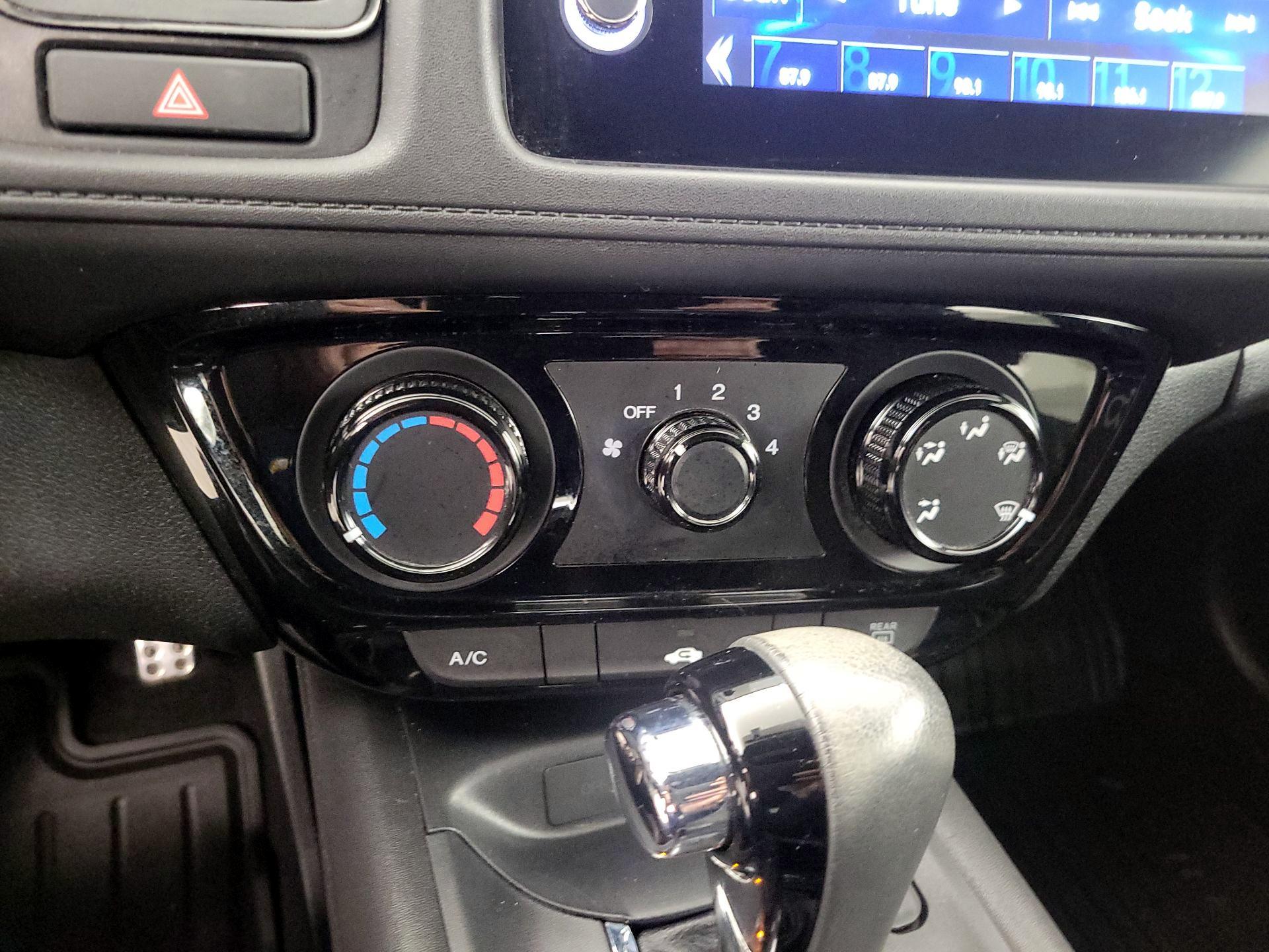 Thumbnail: 2022 Honda HR-V - 16
