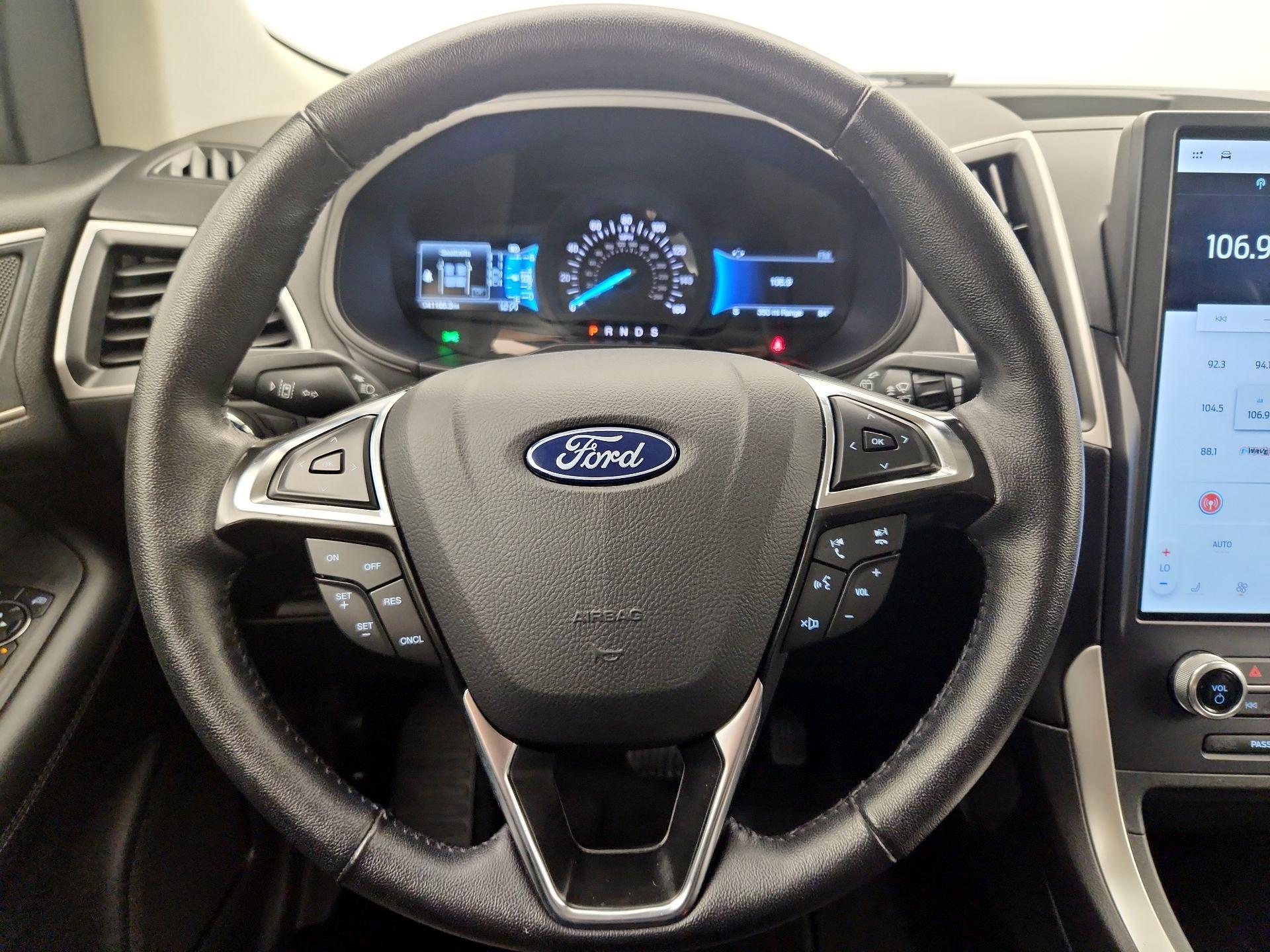 Thumbnail: 2024 Ford Edge - 10