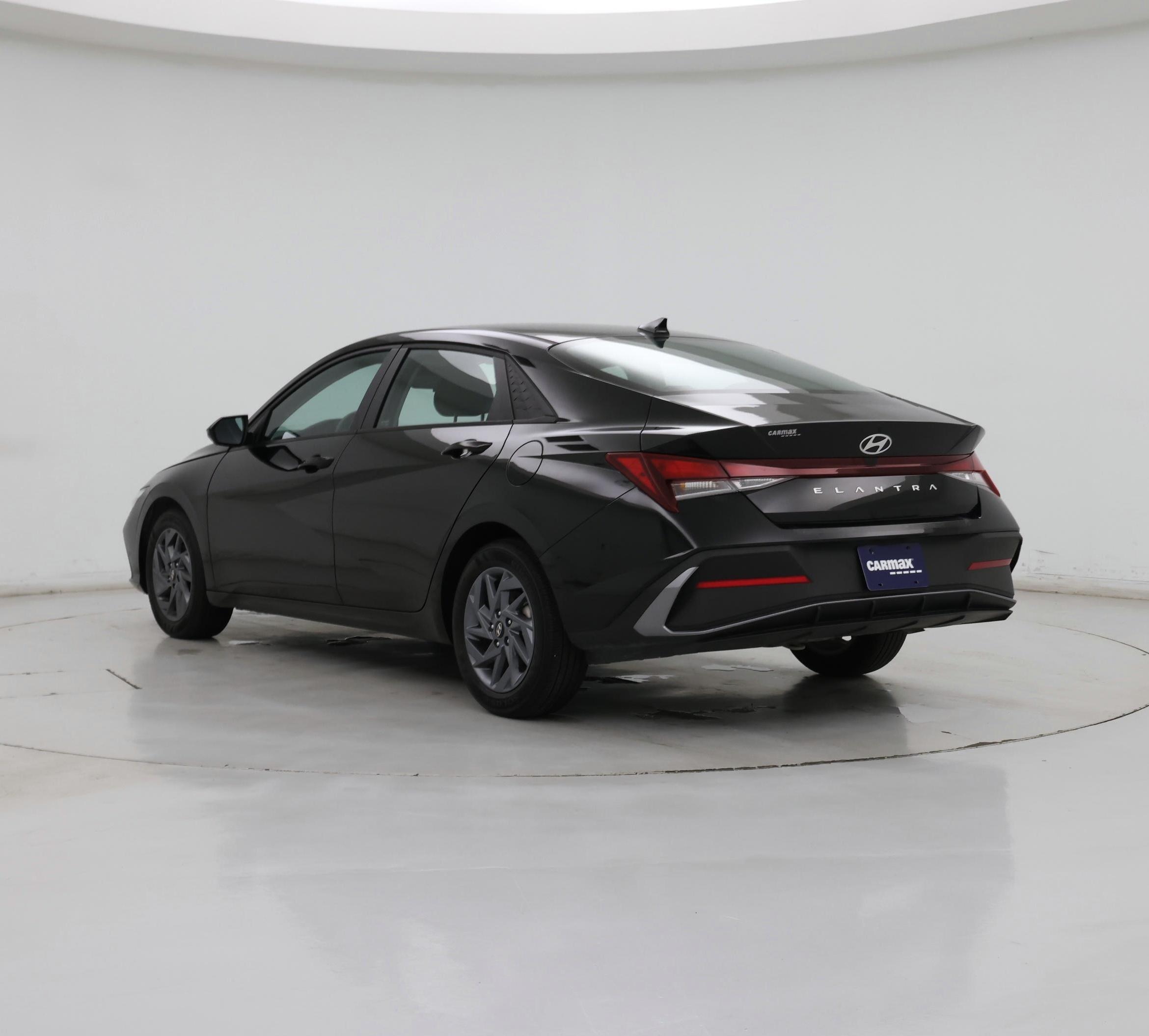 Thumbnail: 2024 Hyundai Elantra - 2