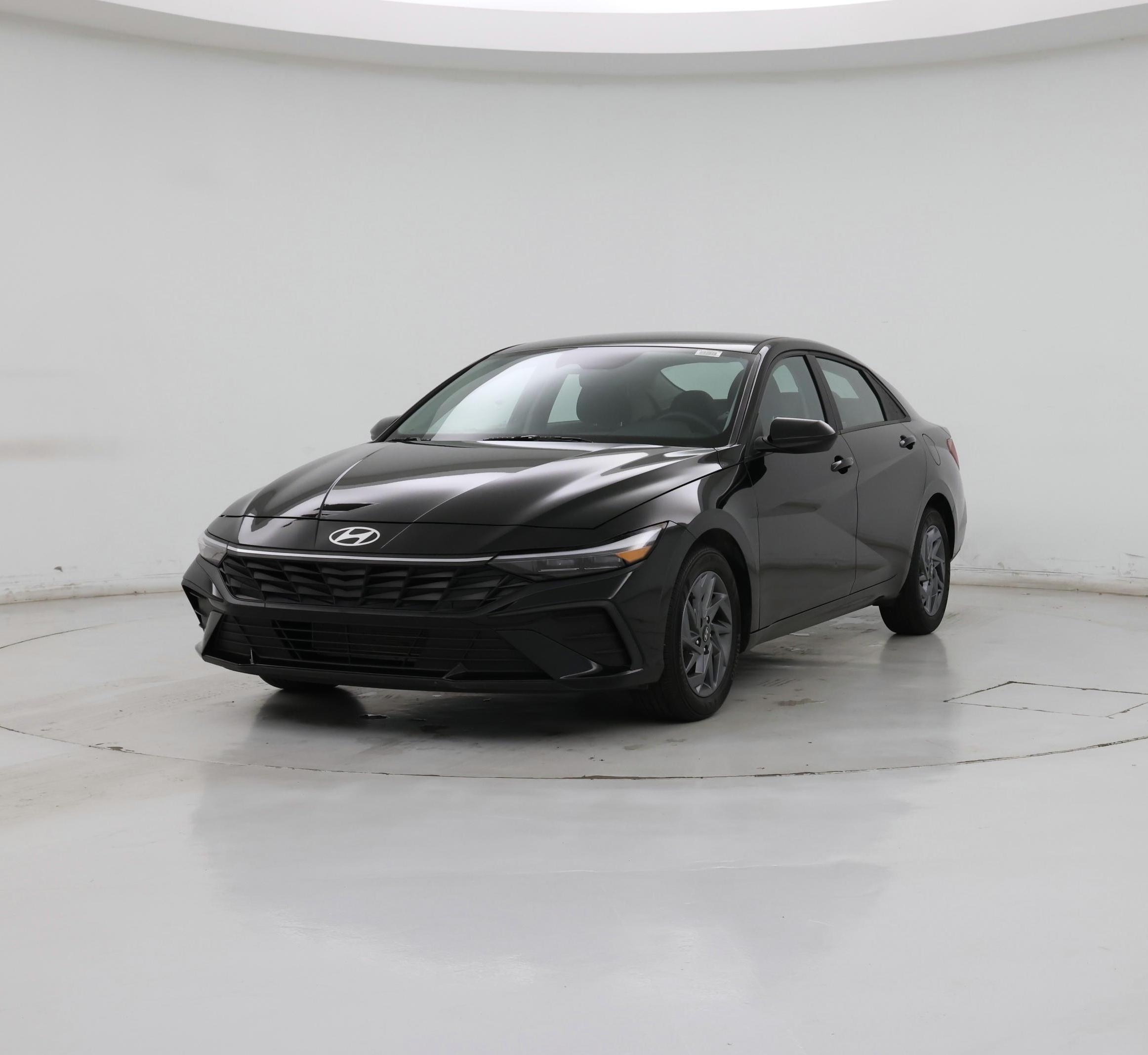 Thumbnail: 2024 Hyundai Elantra - 4