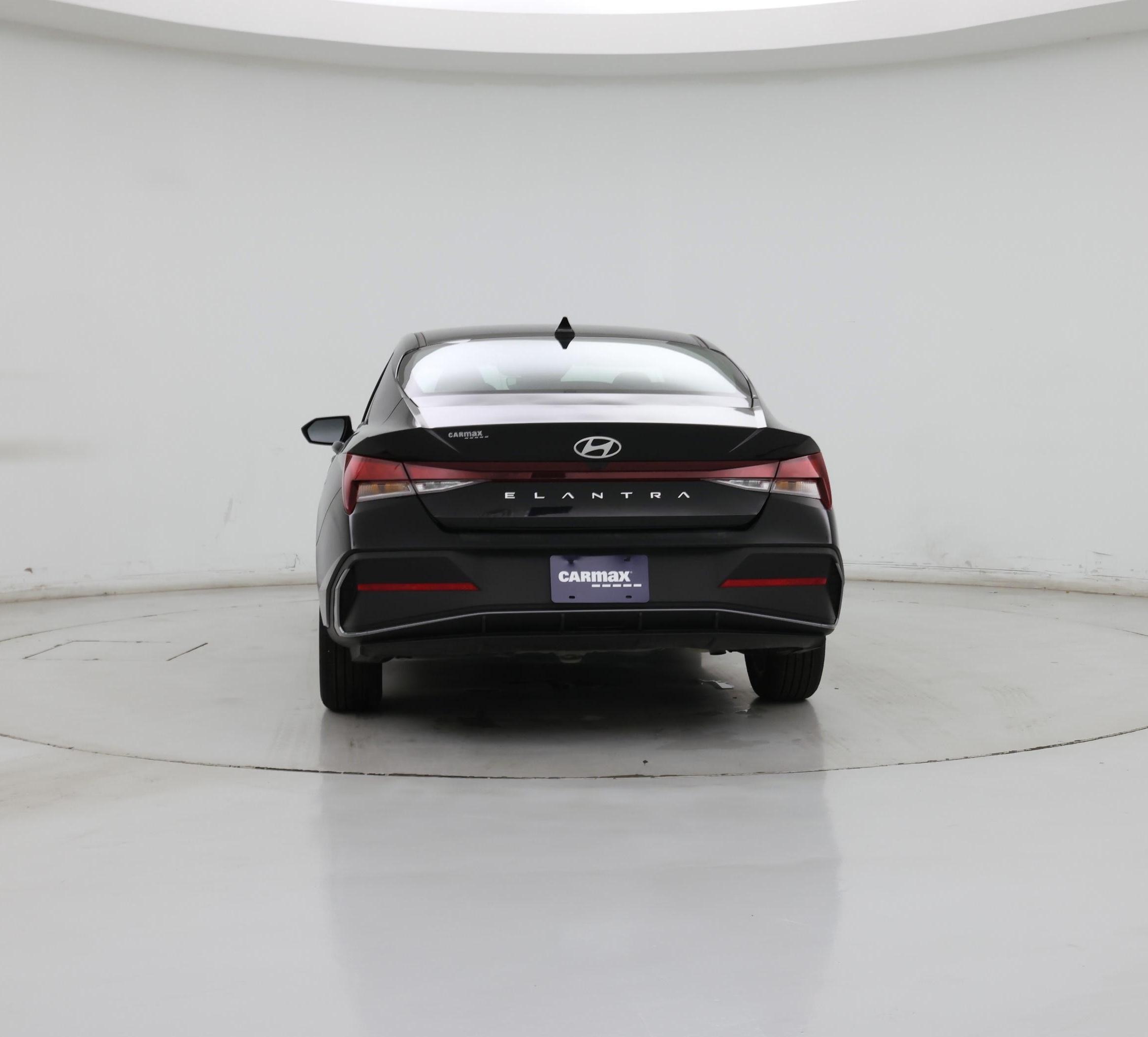 Thumbnail: 2024 Hyundai Elantra - 6