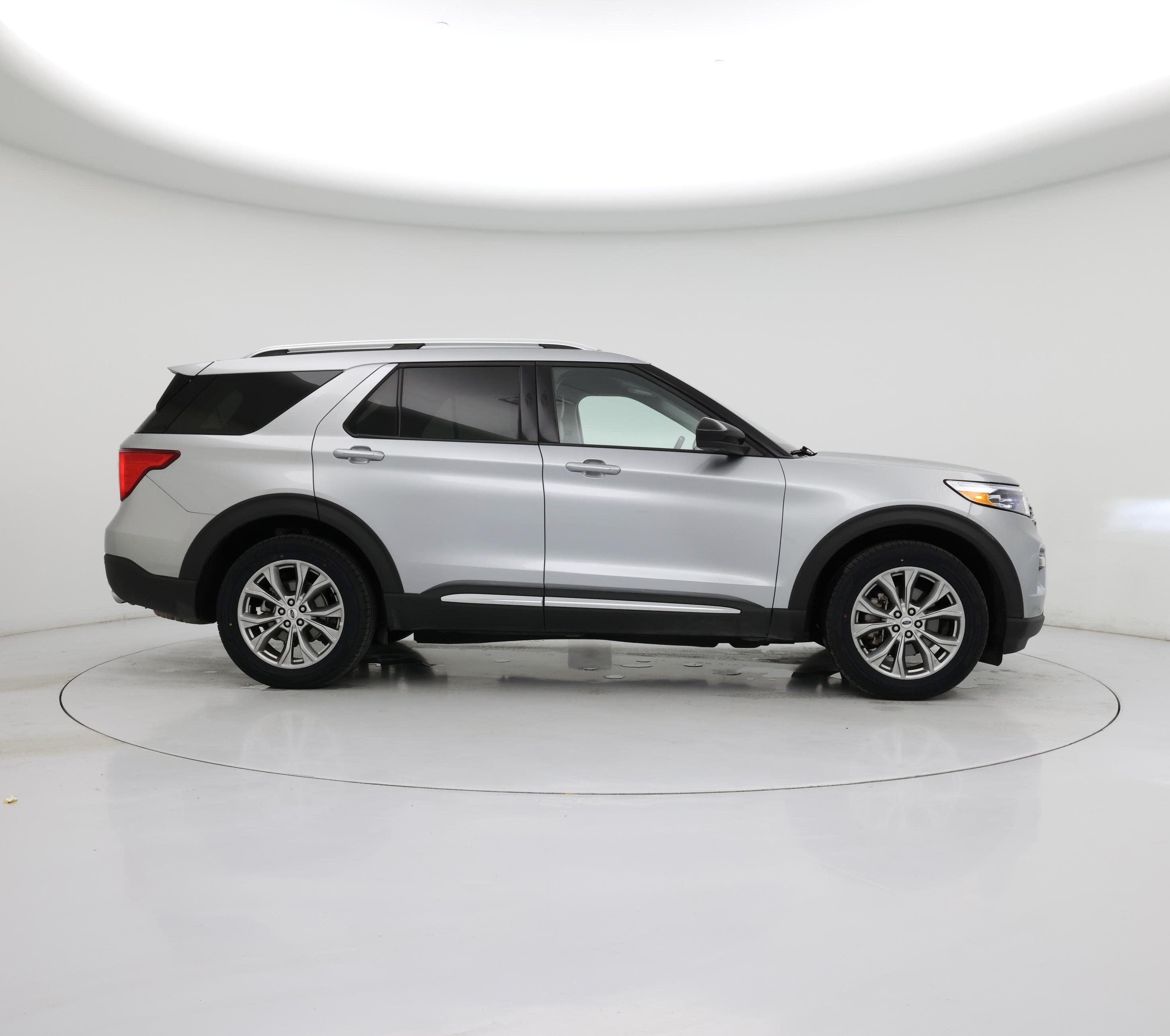 Thumbnail: 2023 Ford Explorer - 7