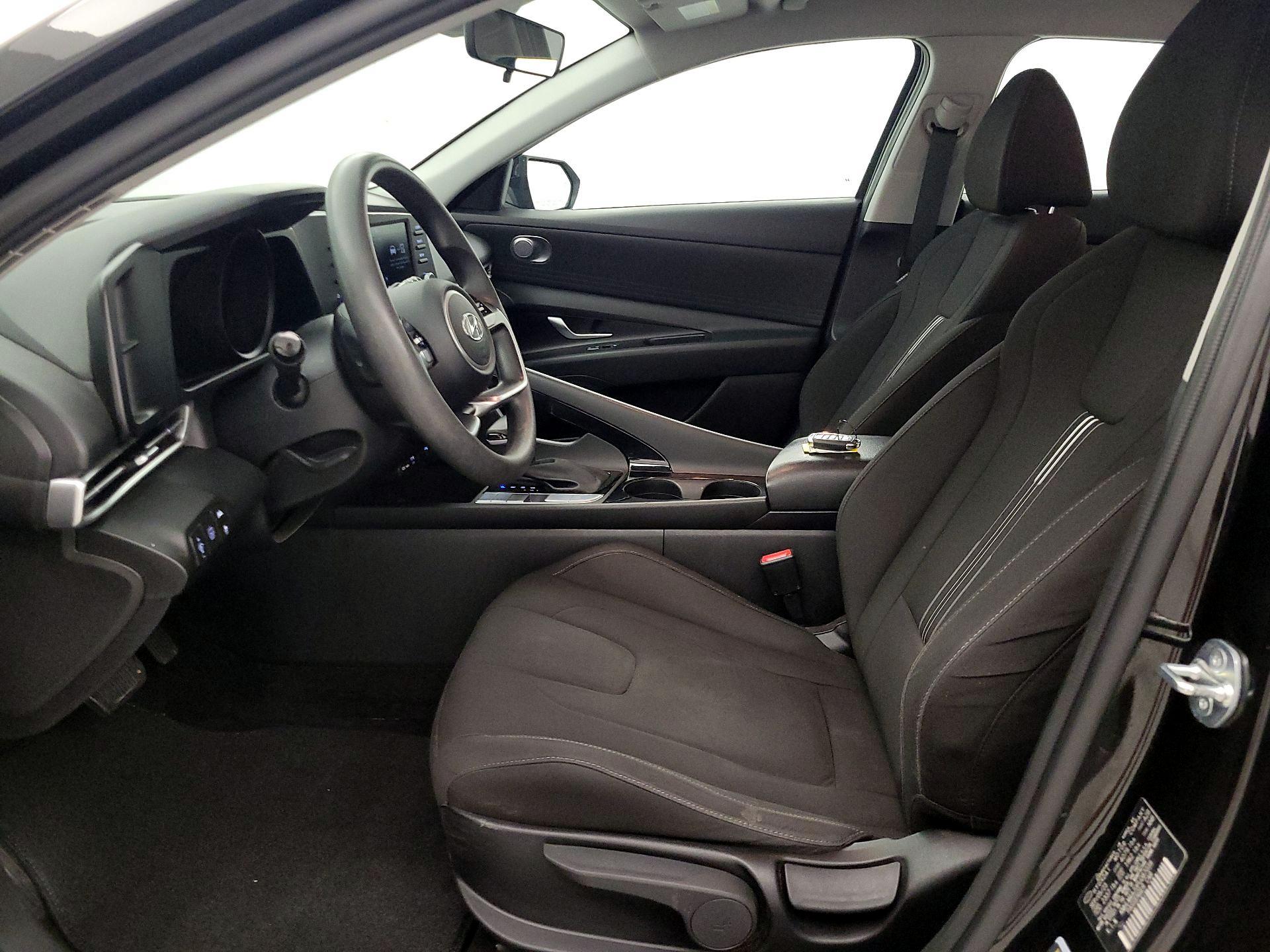Thumbnail: 2023 Hyundai Elantra - 11
