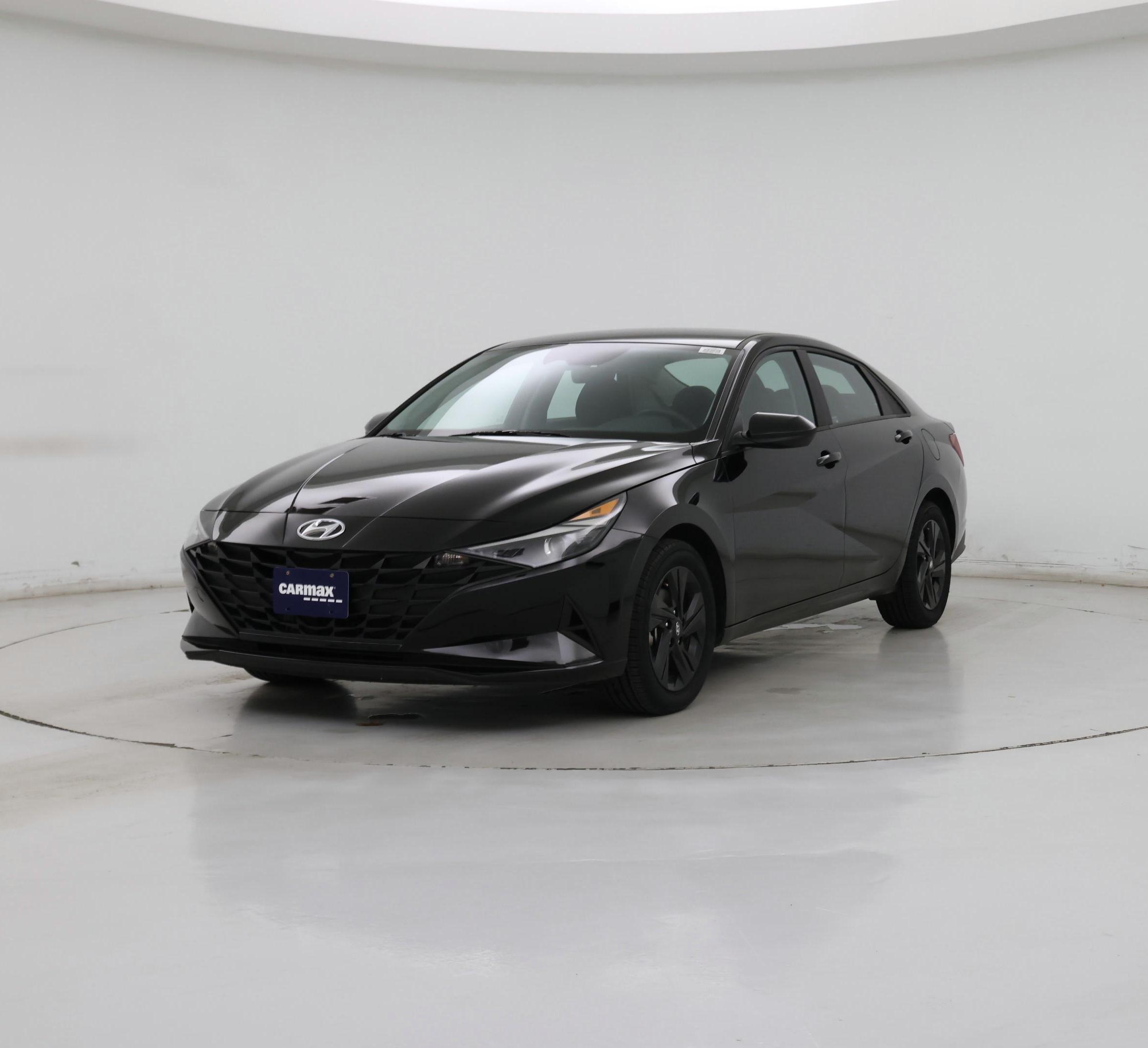 Thumbnail: 2023 Hyundai Elantra - 4