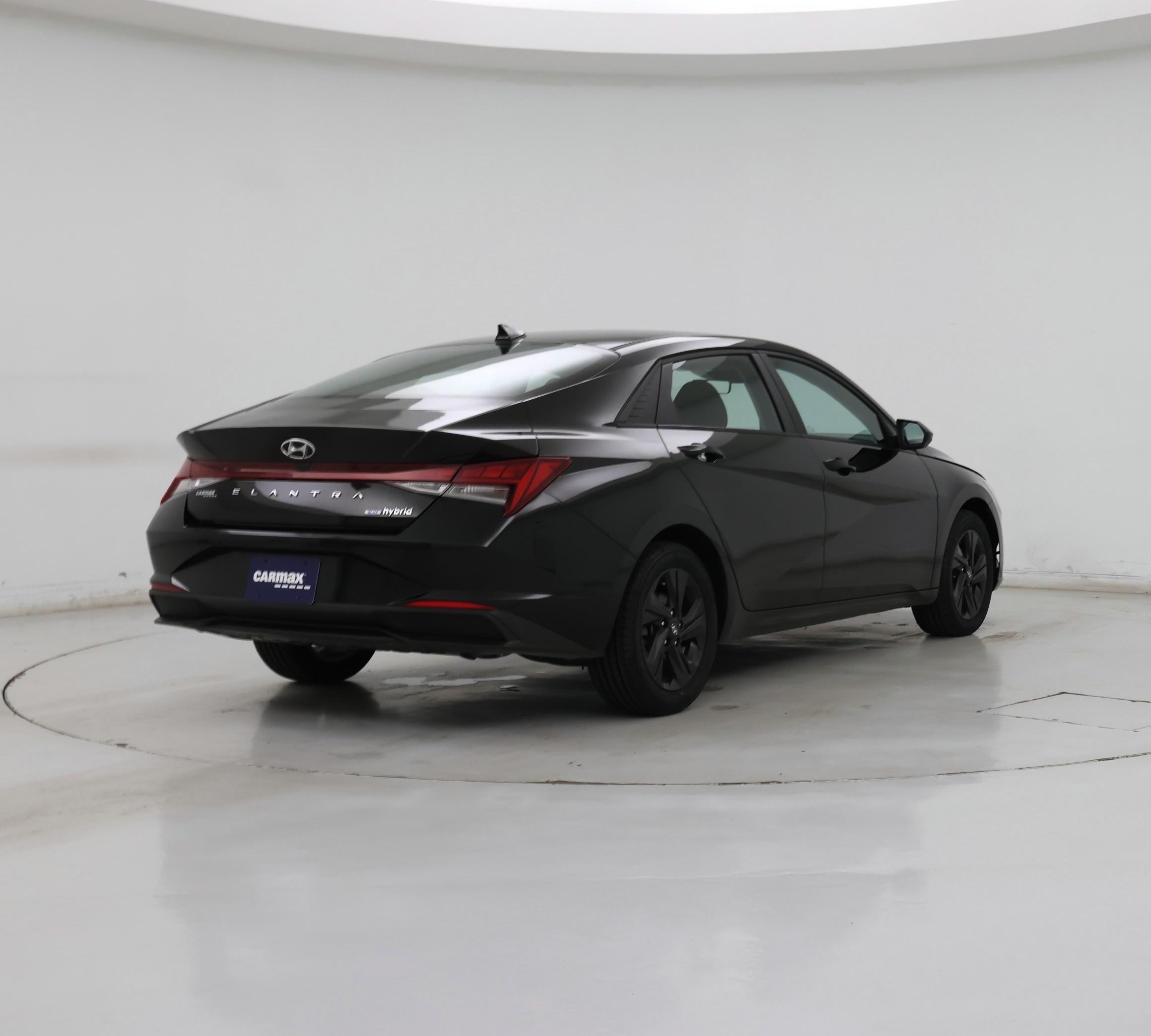 Thumbnail: 2023 Hyundai Elantra - 8