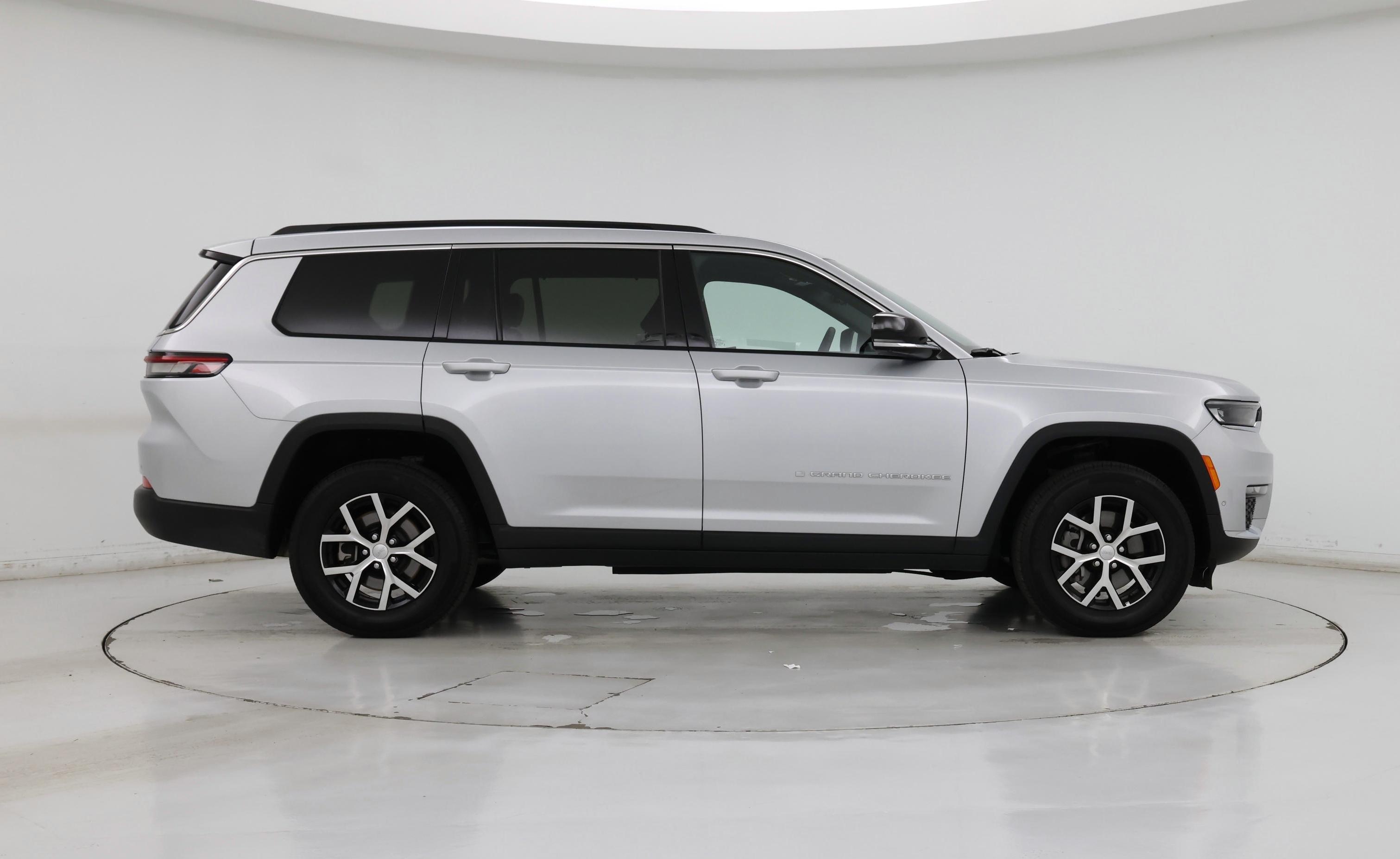 Thumbnail: 2024 Jeep Grand Cherokee L - 7