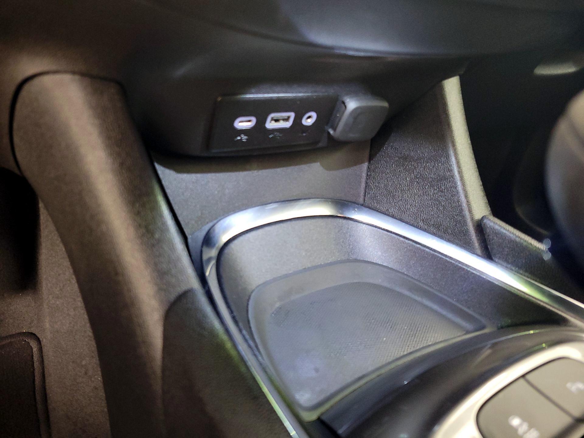 Thumbnail: 2024 Chevrolet Malibu - 18