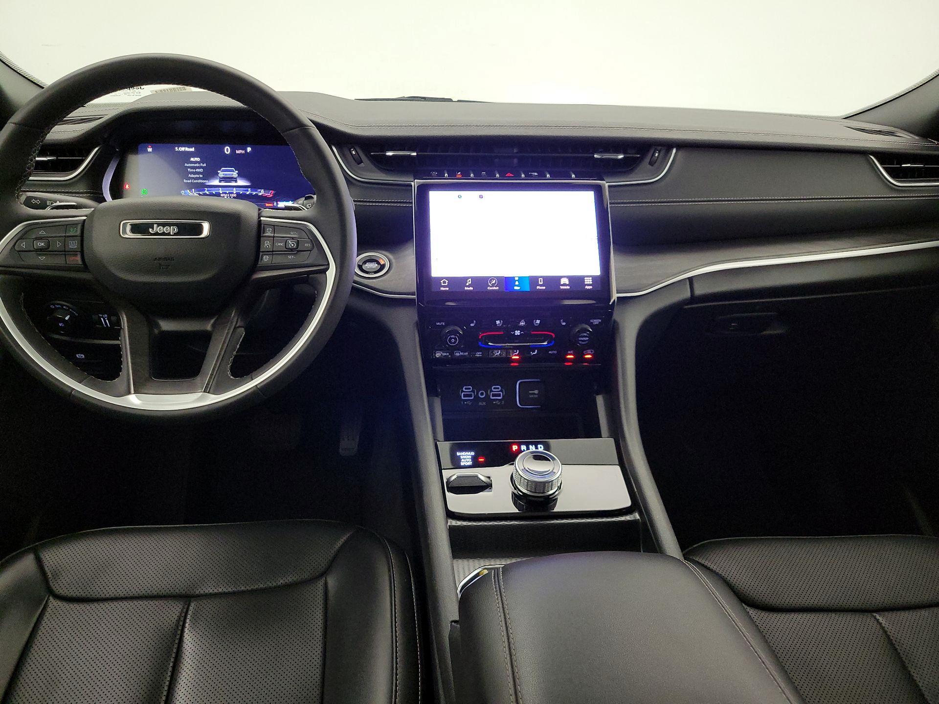 Thumbnail: 2024 Jeep Grand Cherokee L - 9