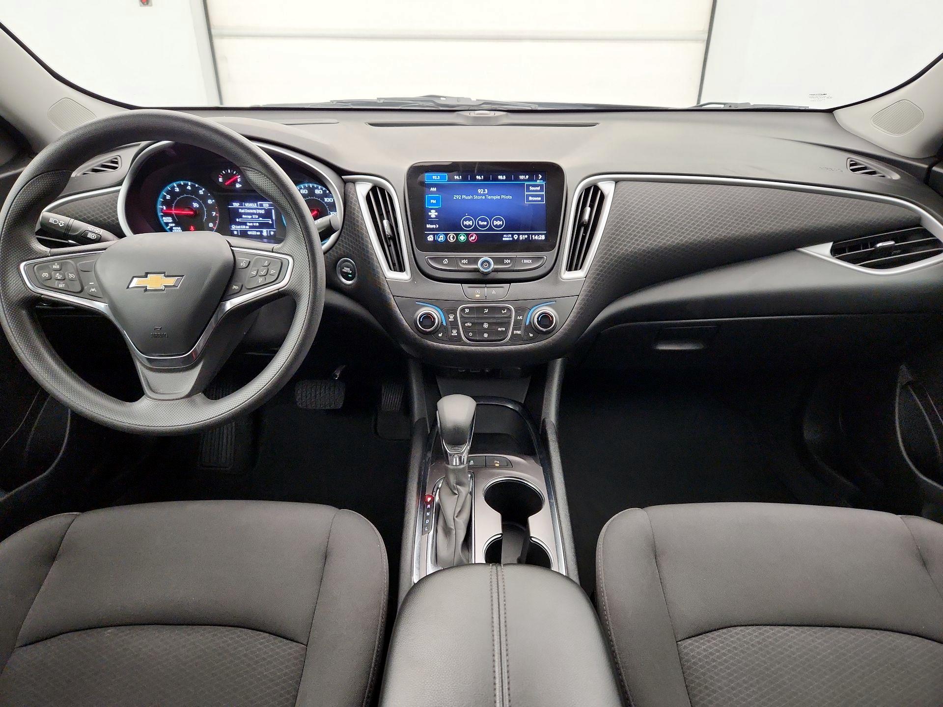 Thumbnail: 2024 Chevrolet Malibu - 9