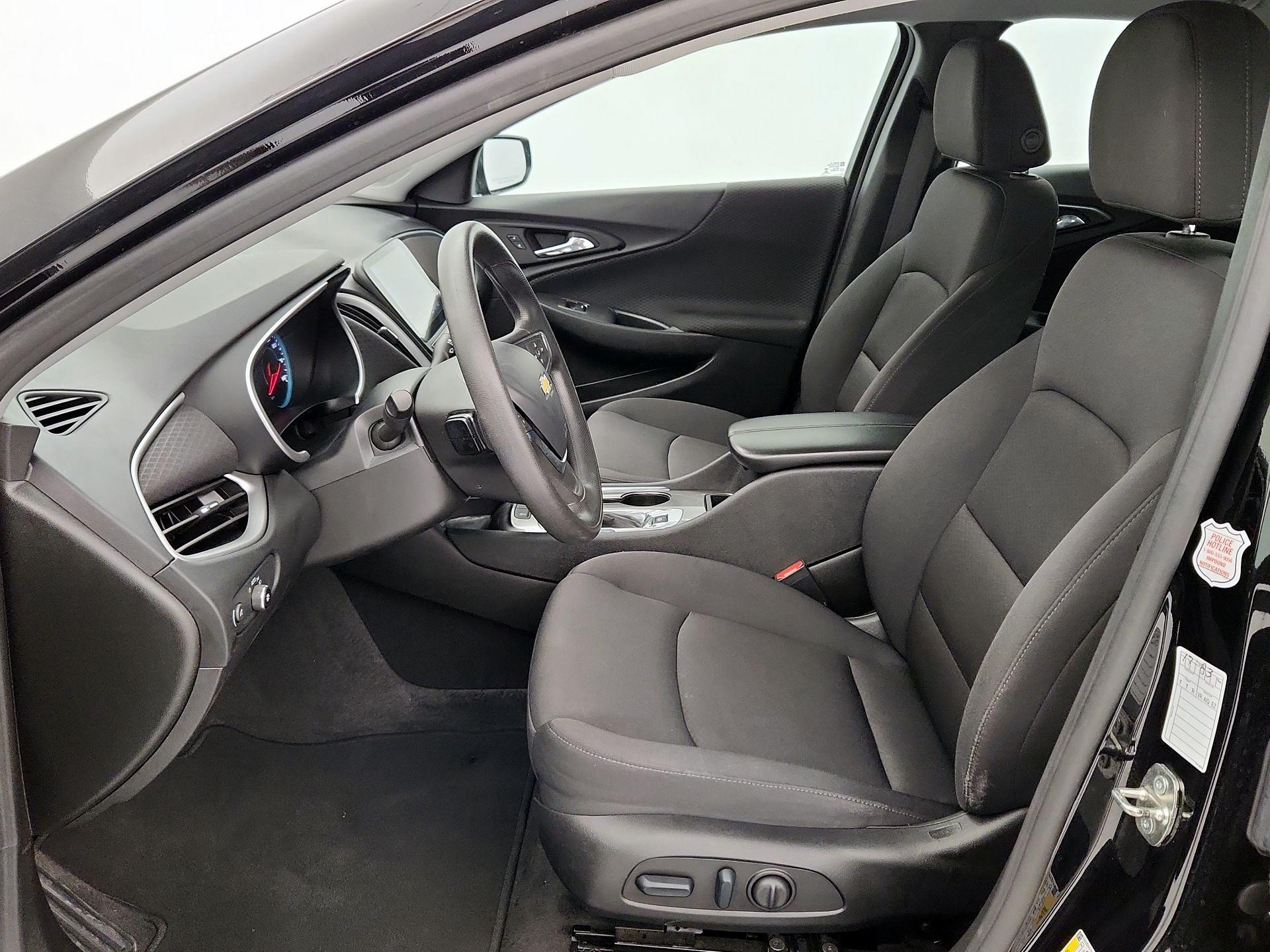 Thumbnail: 2024 Chevrolet Malibu - 11