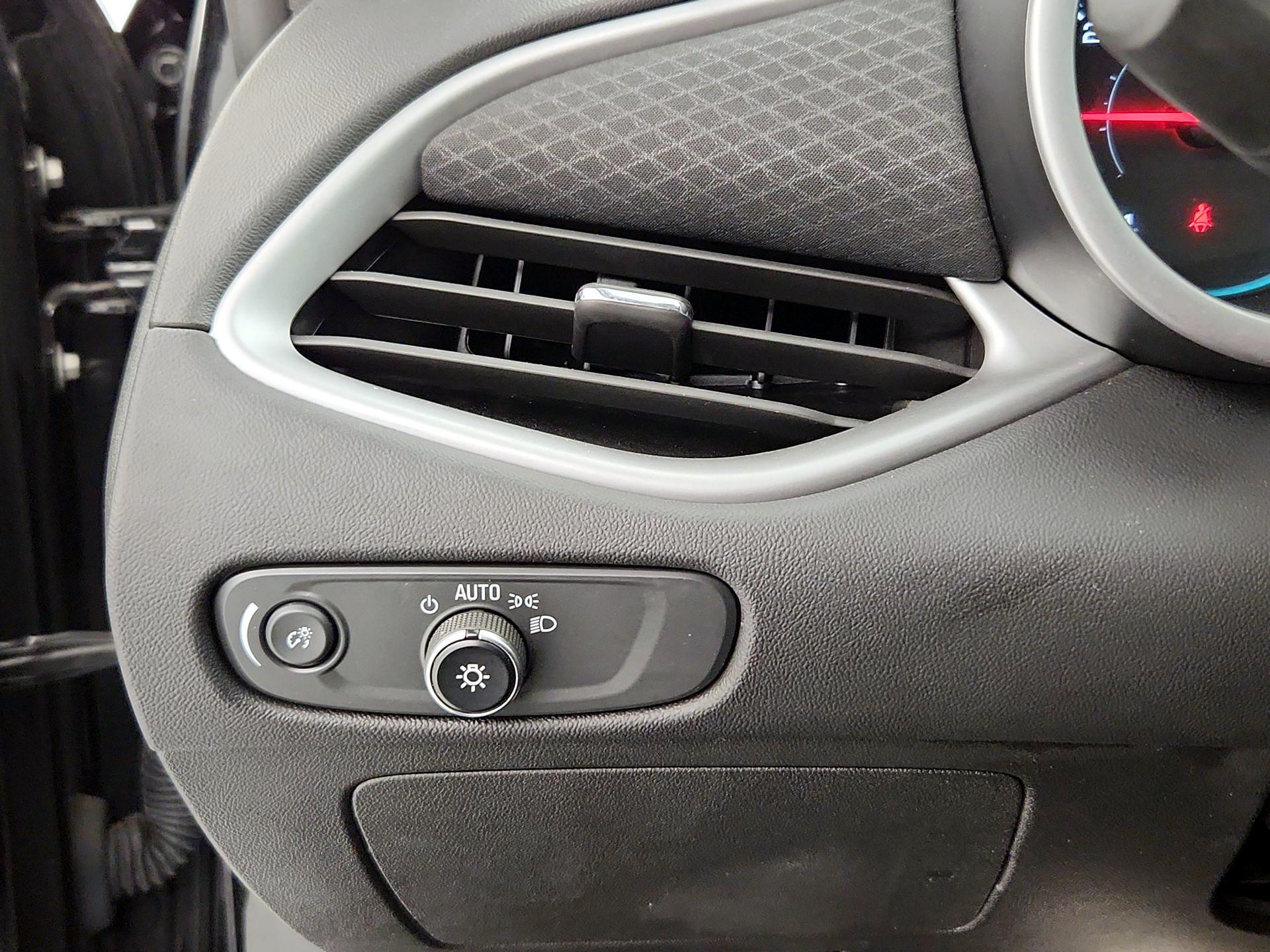 Thumbnail: 2024 Chevrolet Malibu - 13