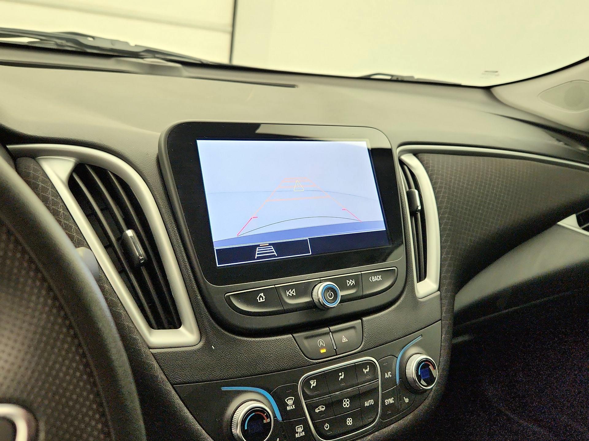 Thumbnail: 2024 Chevrolet Malibu - 14