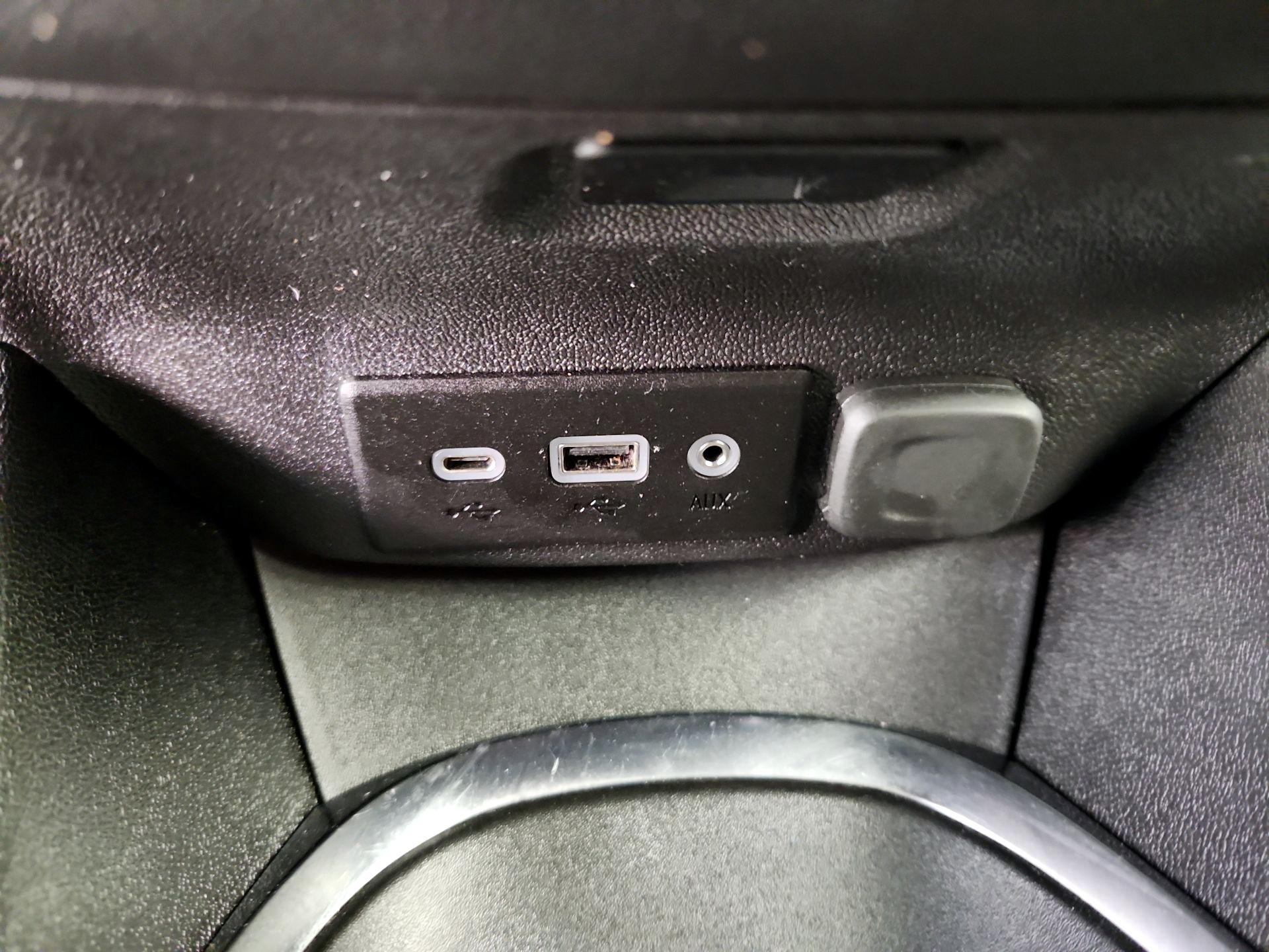 Thumbnail: 2024 Chevrolet Malibu - 18