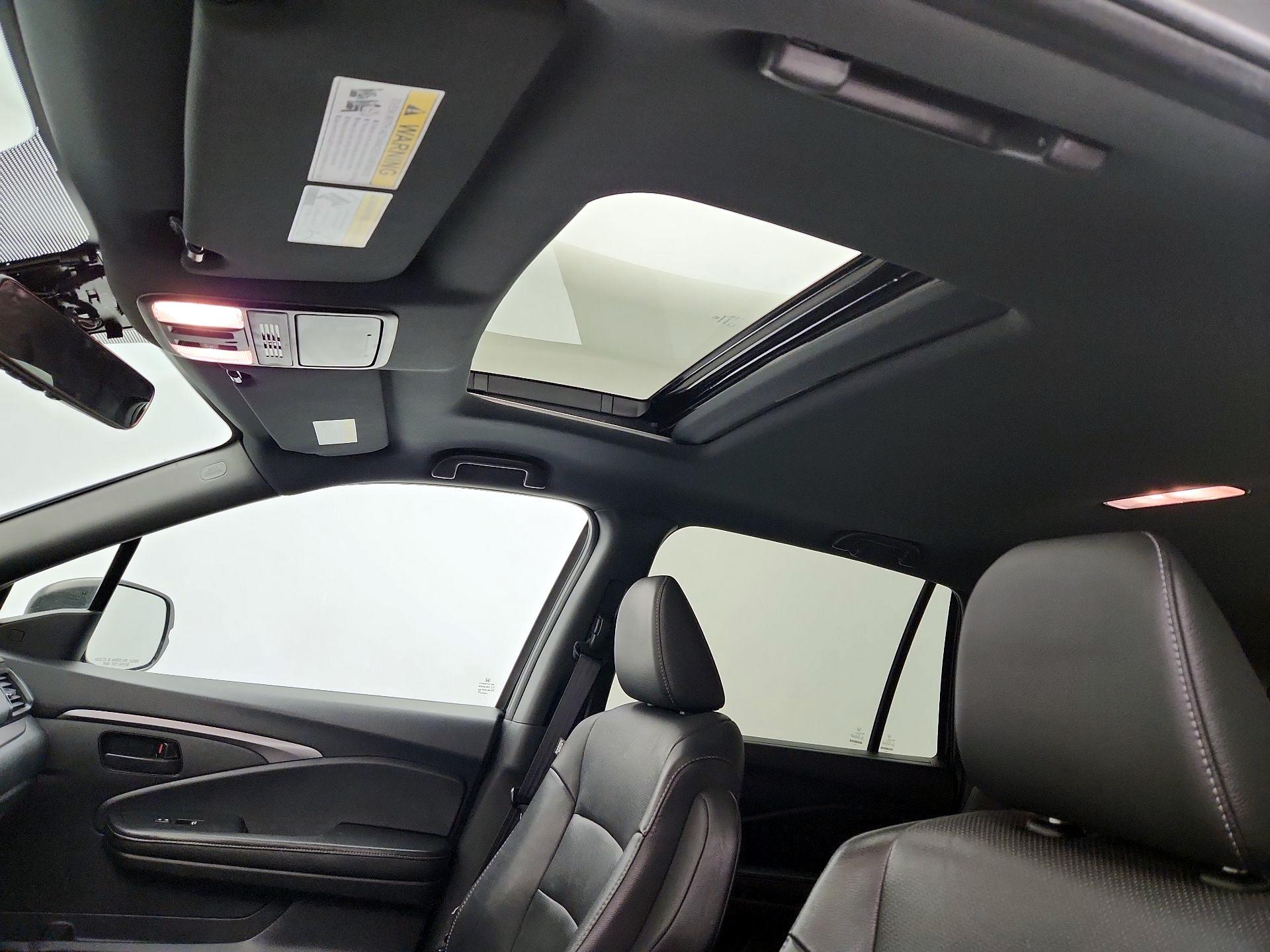 Thumbnail: 2022 Honda Passport - 19