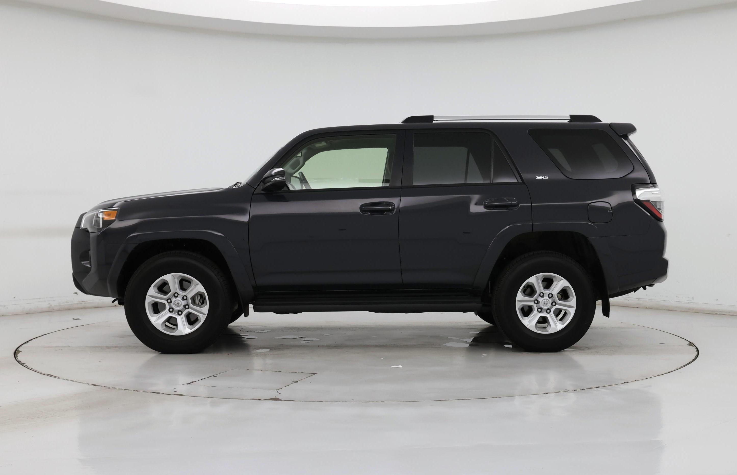 Thumbnail: 2024 Toyota 4Runner - 3