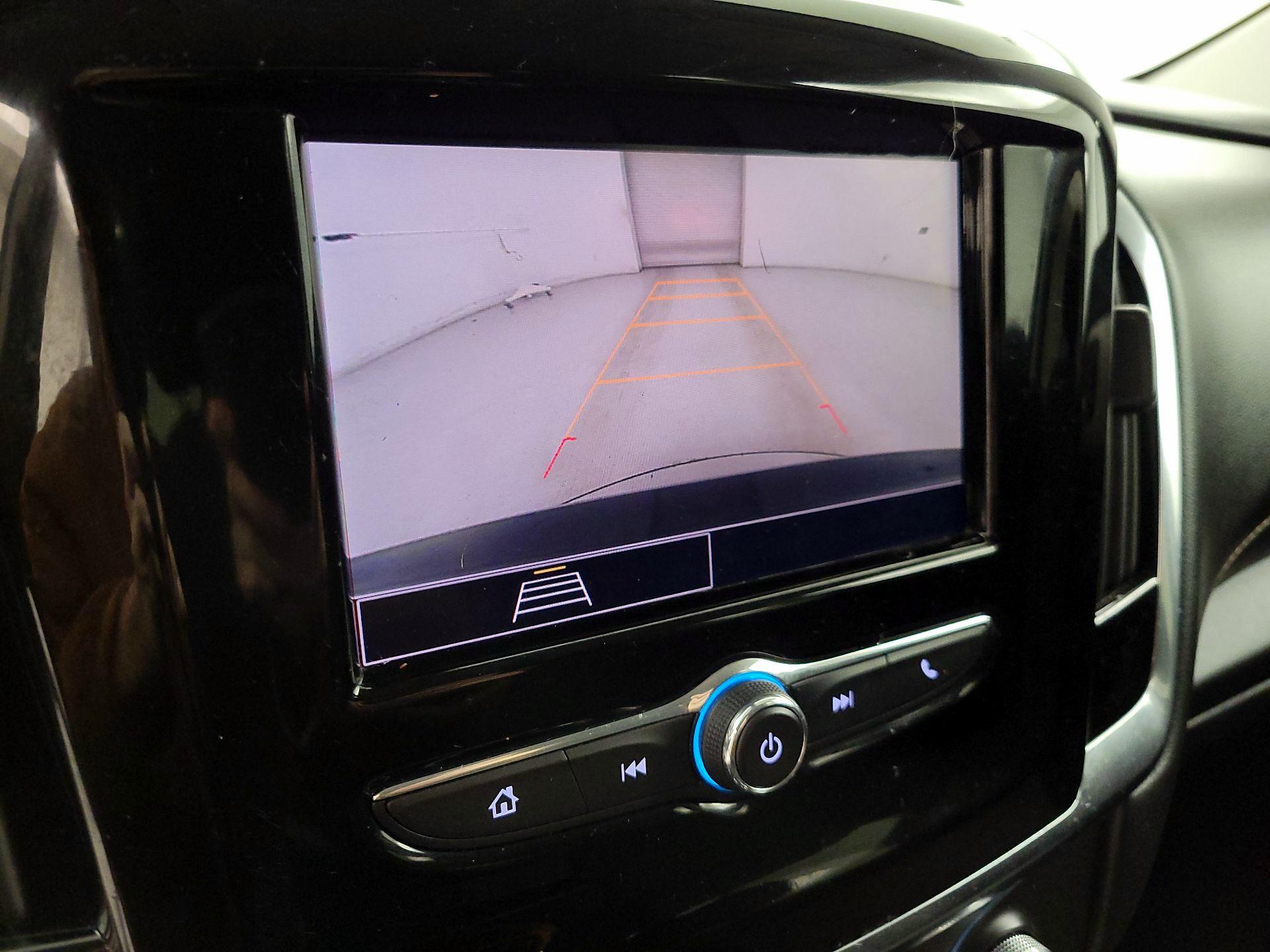 Thumbnail: 2021 Chevrolet Traverse - 14