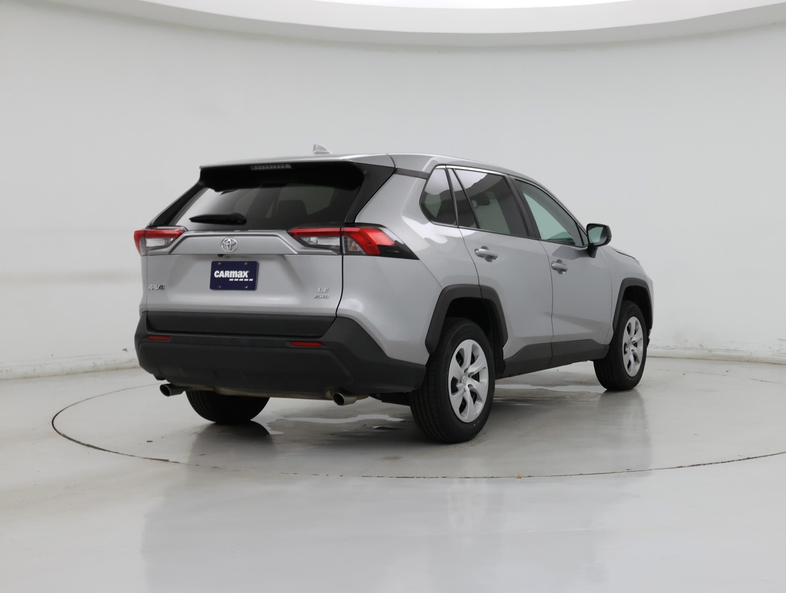 Thumbnail: 2024 Toyota RAV4 - 8