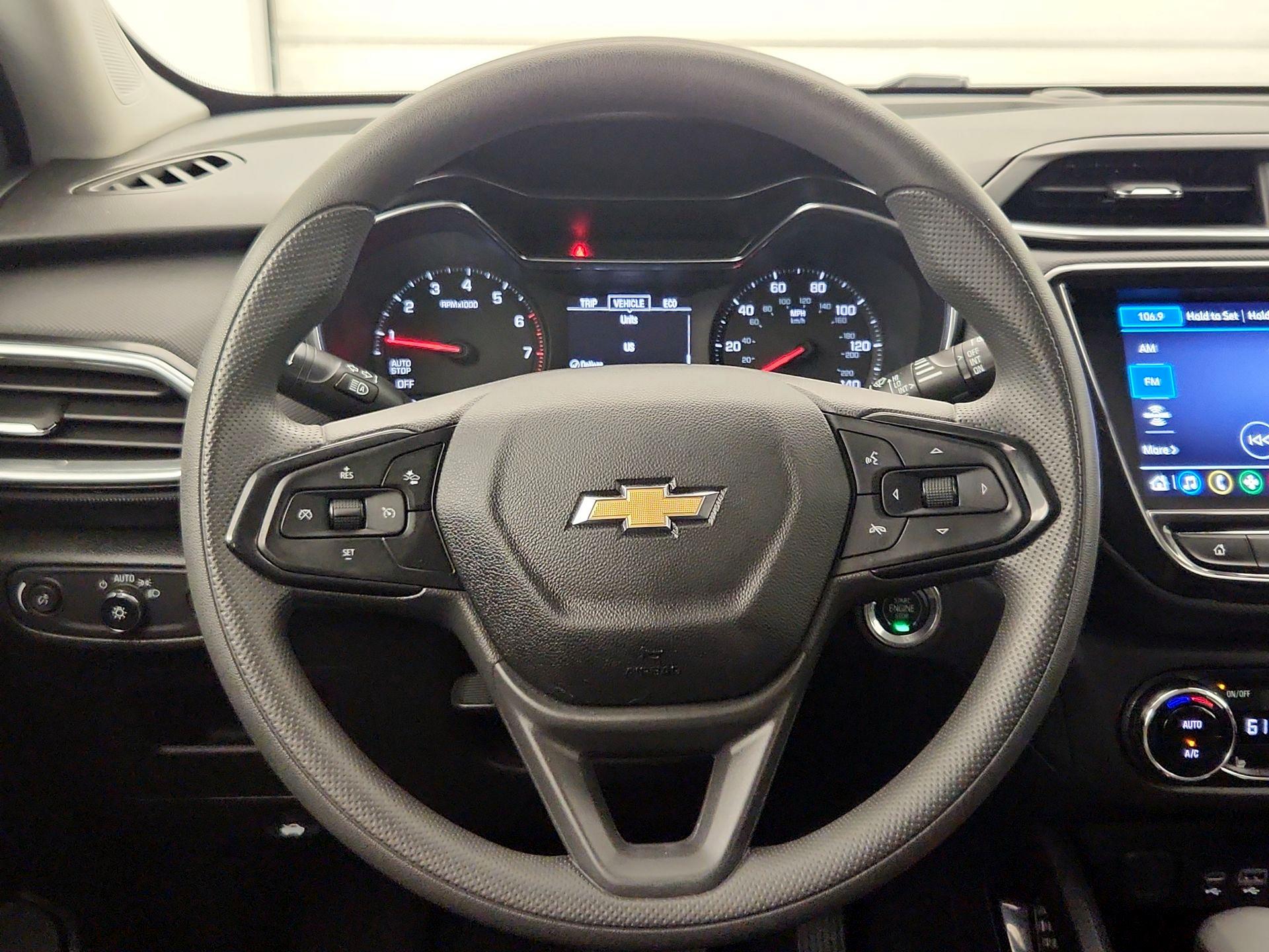 Thumbnail: 2023 Chevrolet TrailBlazer - 10