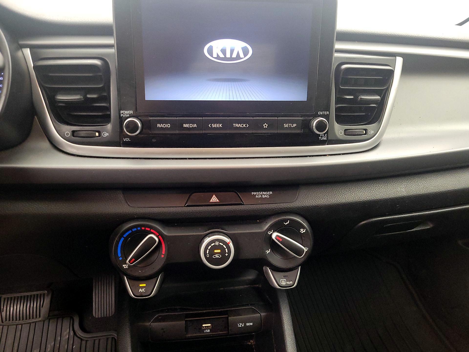 Thumbnail: 2021 Kia Rio - 15