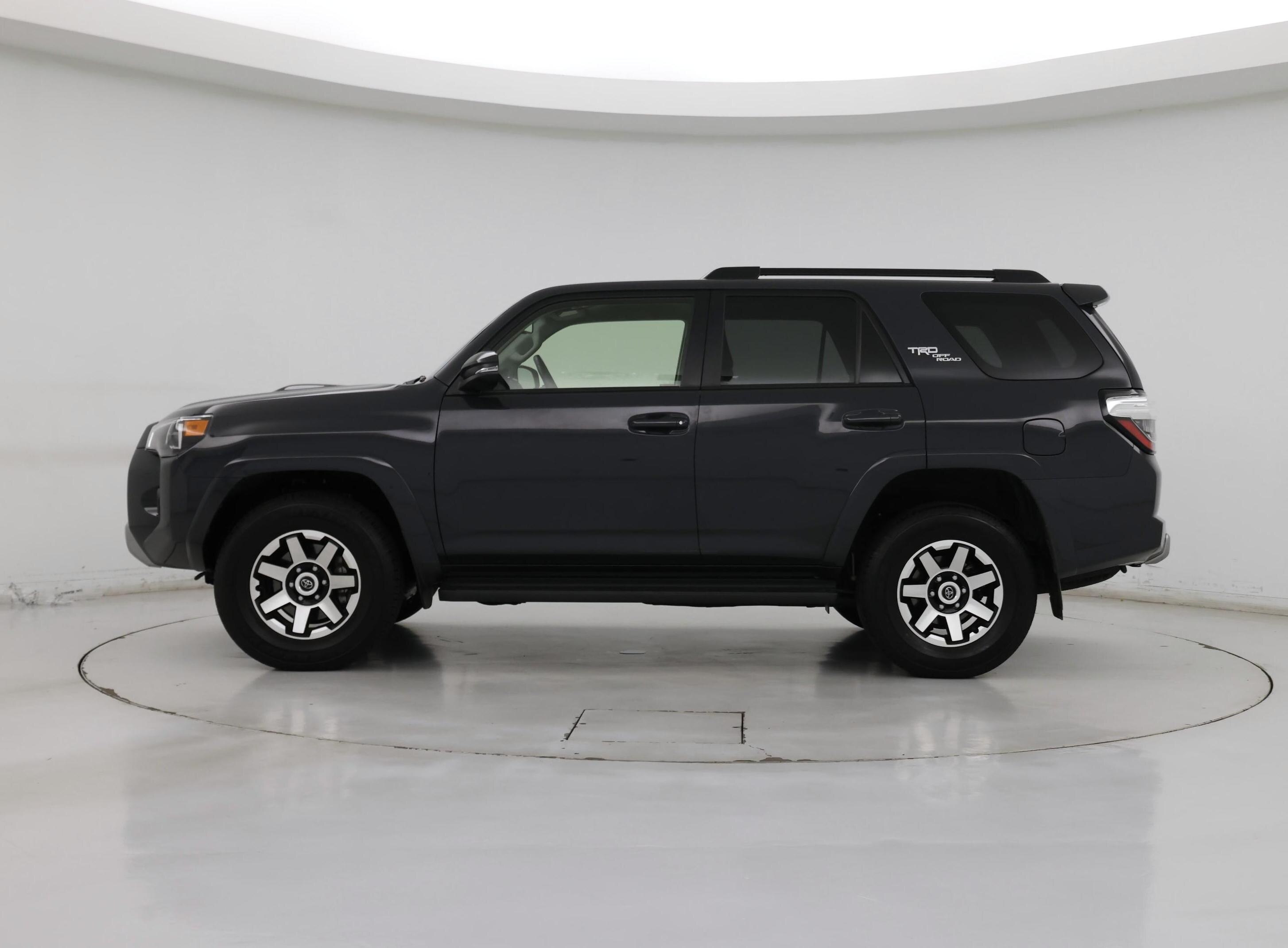 Thumbnail: 2024 Toyota 4Runner - 3