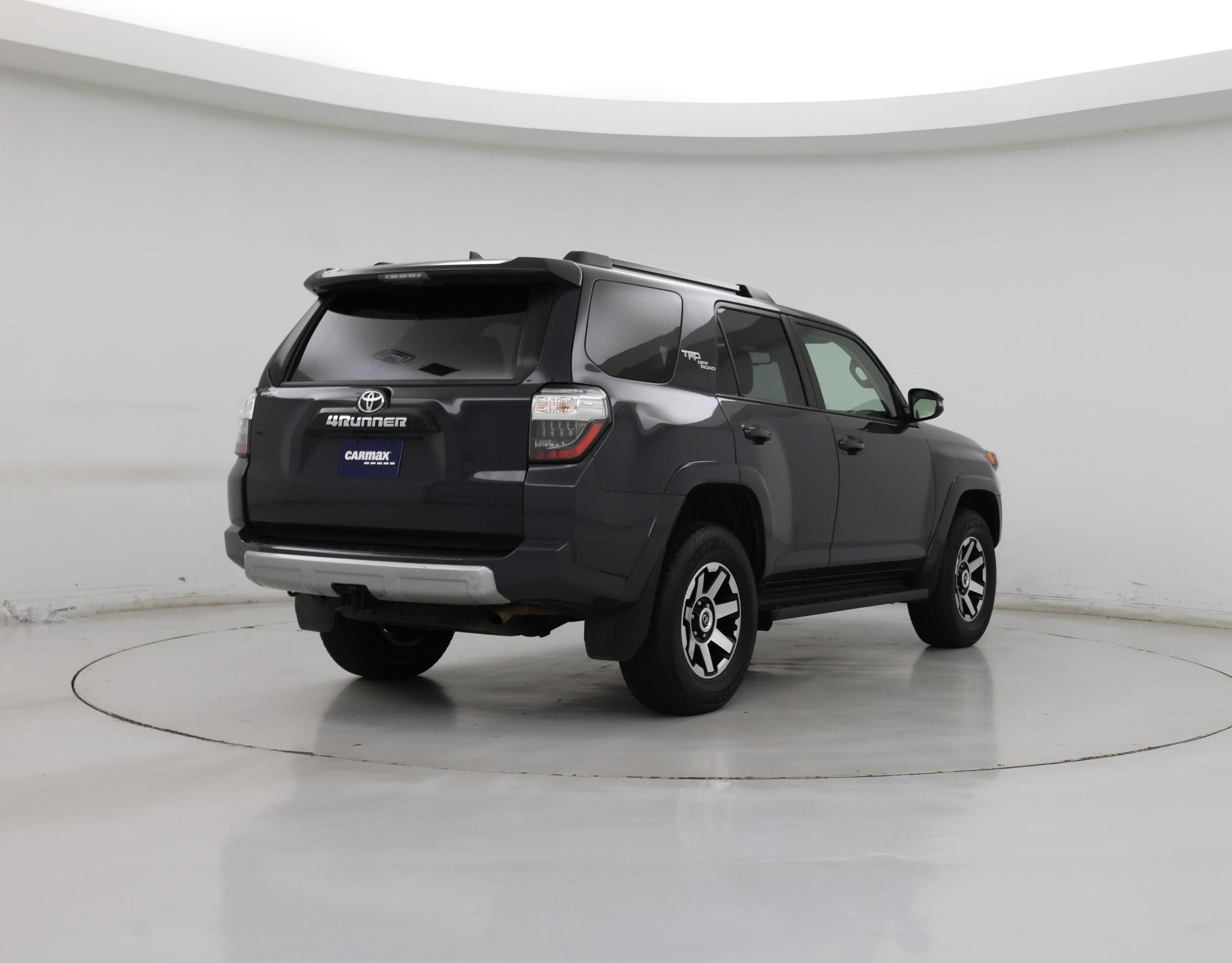 Thumbnail: 2024 Toyota 4Runner - 8