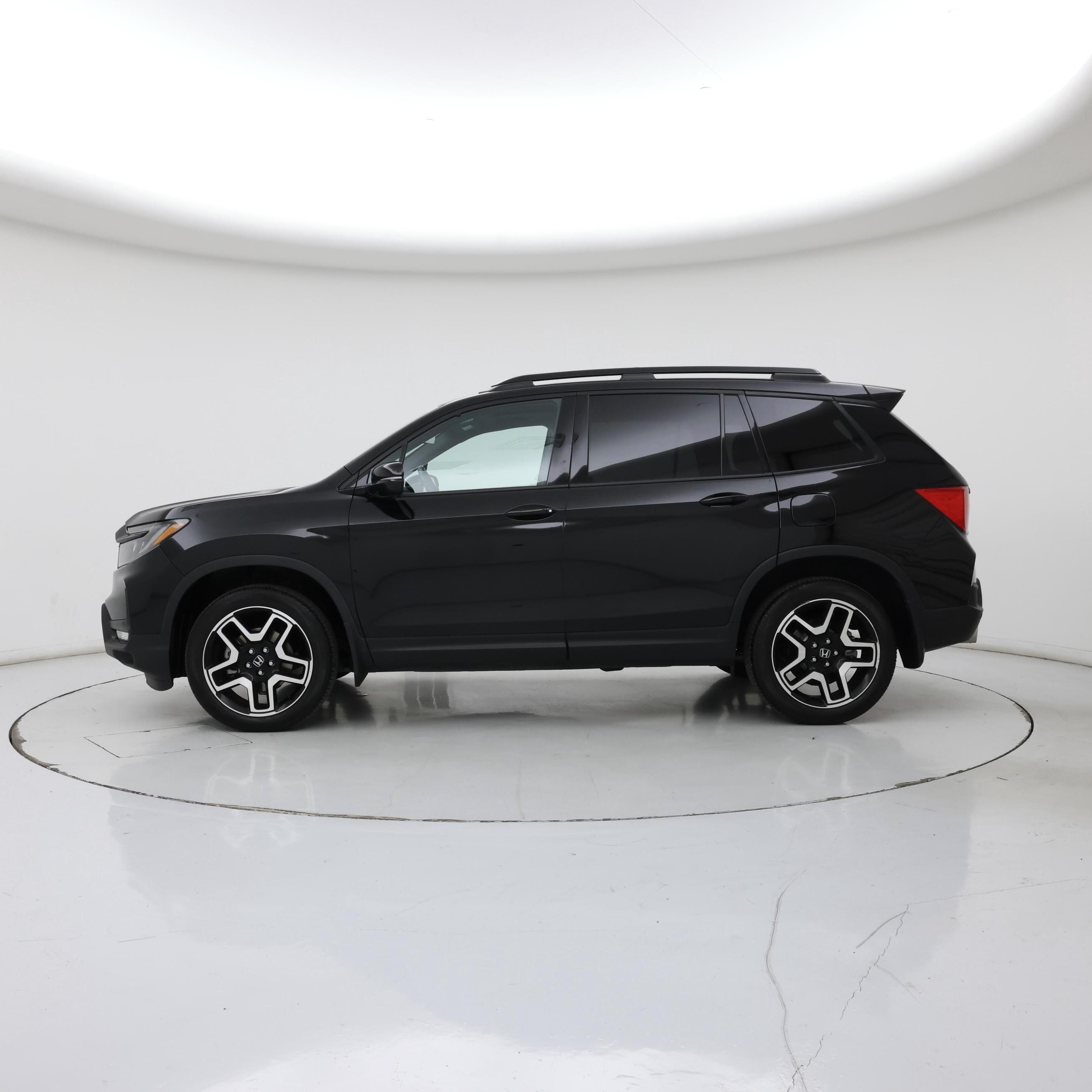 Thumbnail: 2023 Honda Passport - 3