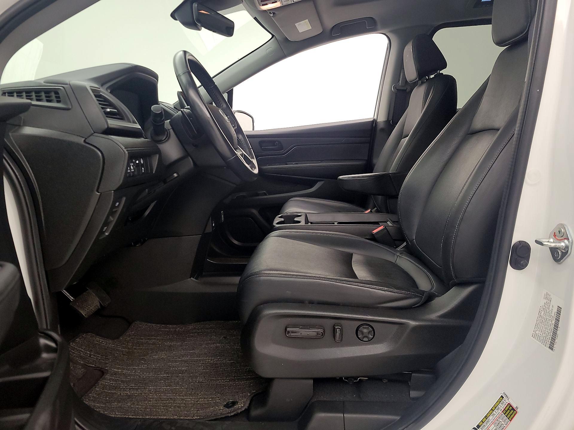 Thumbnail: 2022 Honda Odyssey - 11