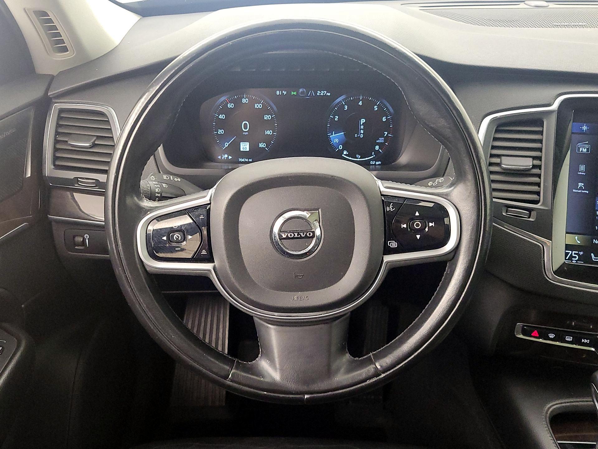 Thumbnail: 2019 Volvo XC90 - 10