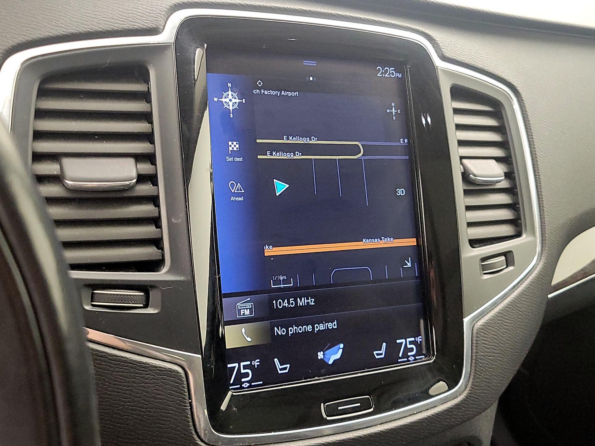 Thumbnail: 2019 Volvo XC90 - 14