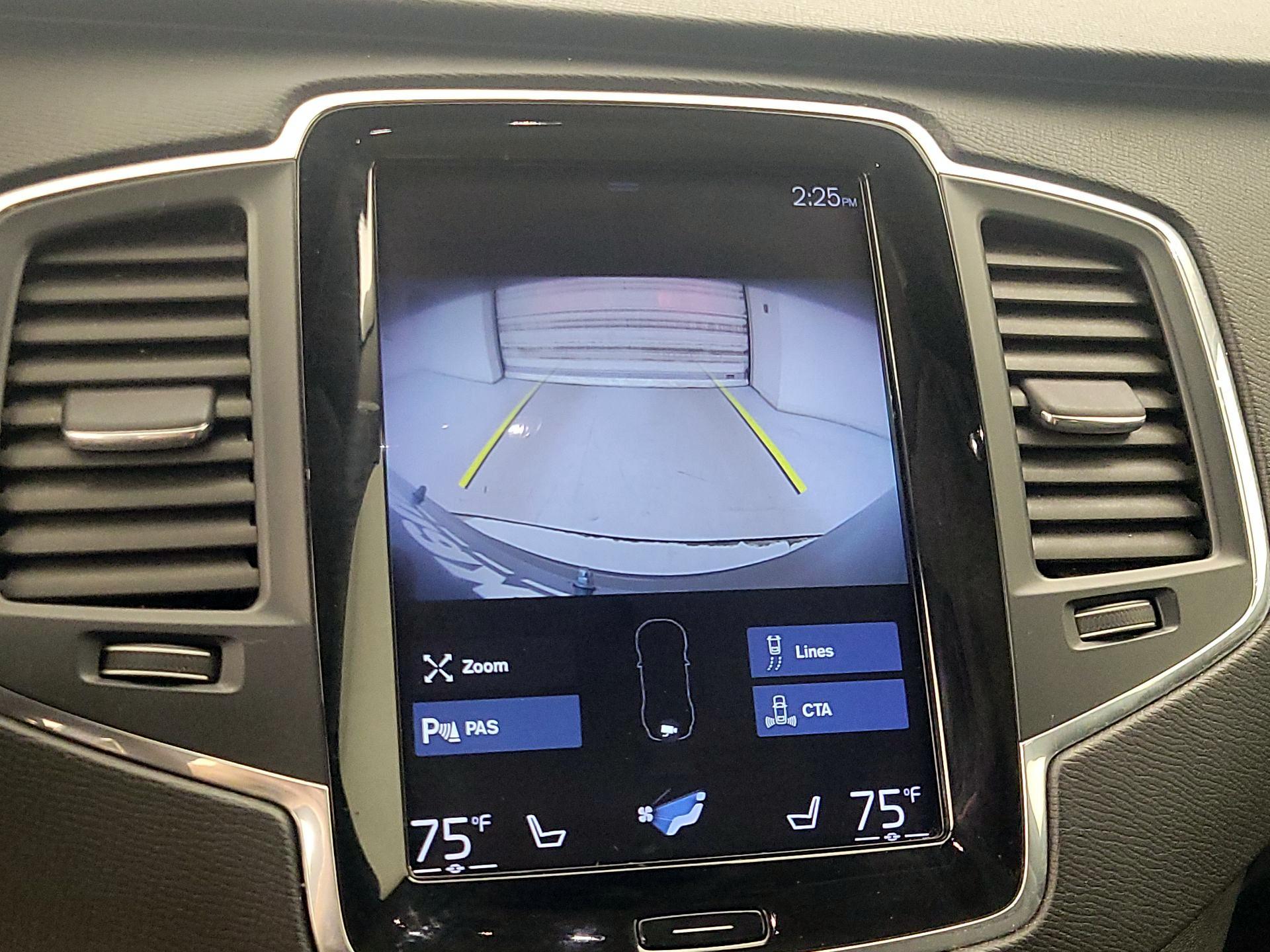 Thumbnail: 2019 Volvo XC90 - 15