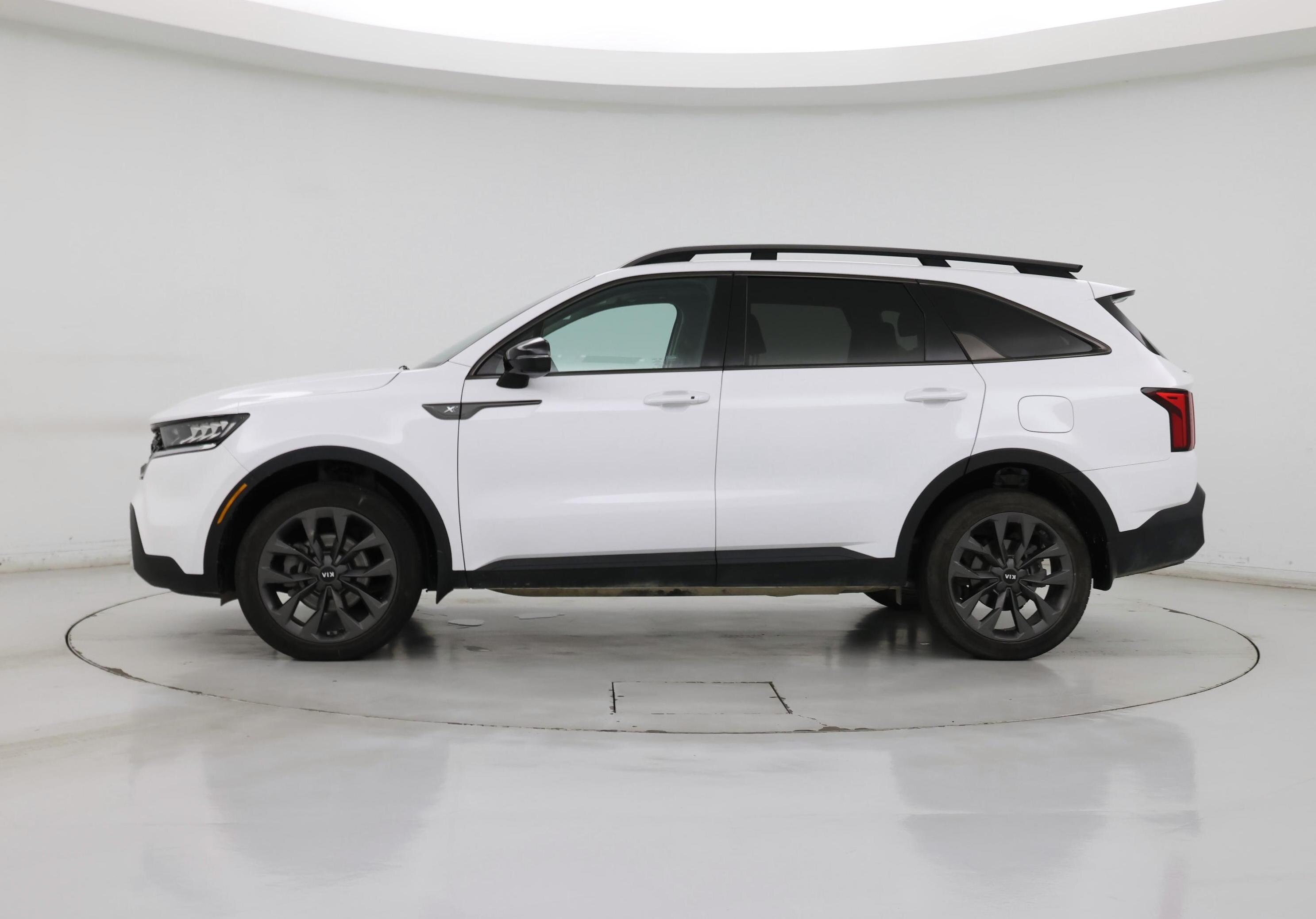 Thumbnail: 2021 Kia Sorento - 3