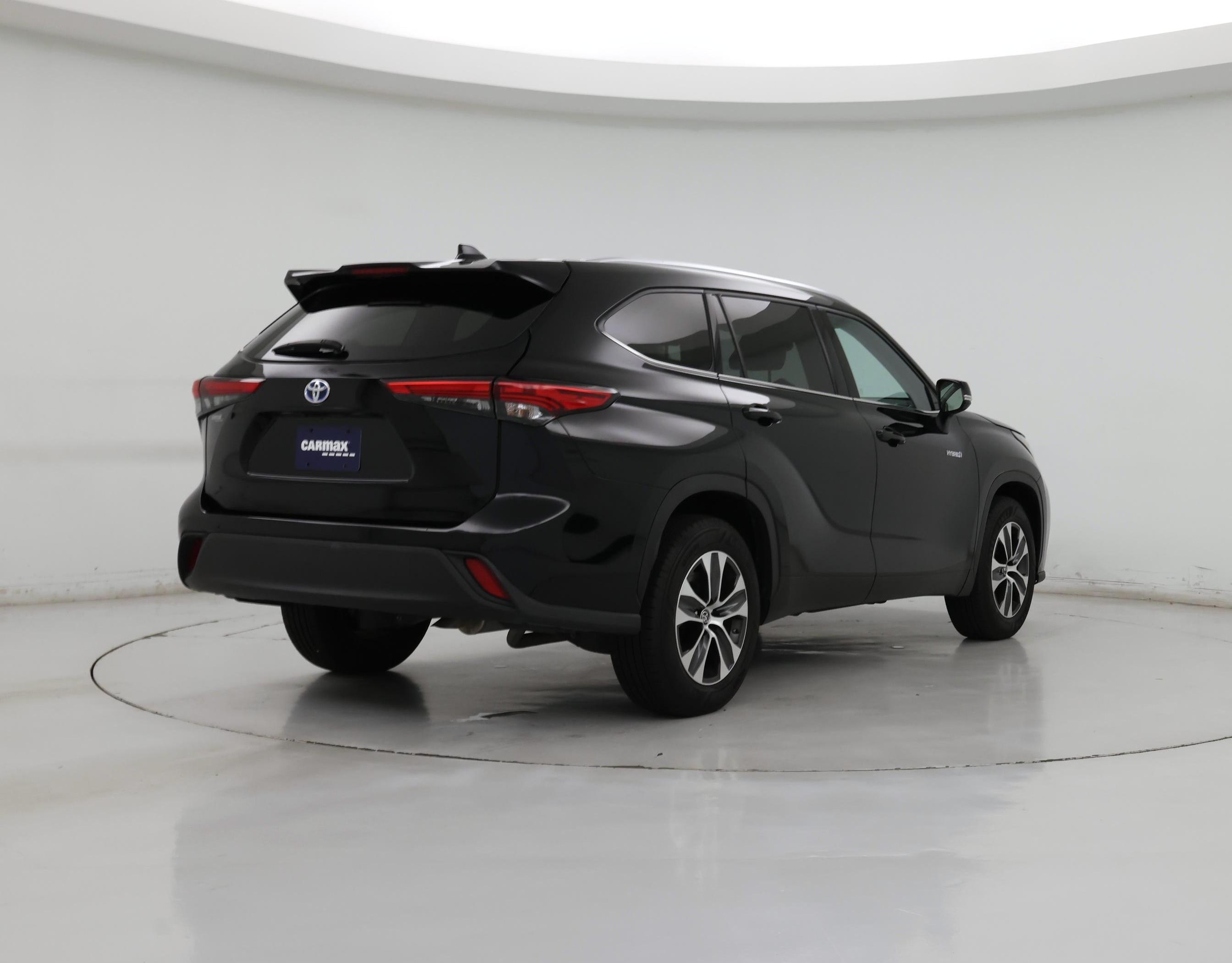 Thumbnail: 2021 Toyota Highlander - 8
