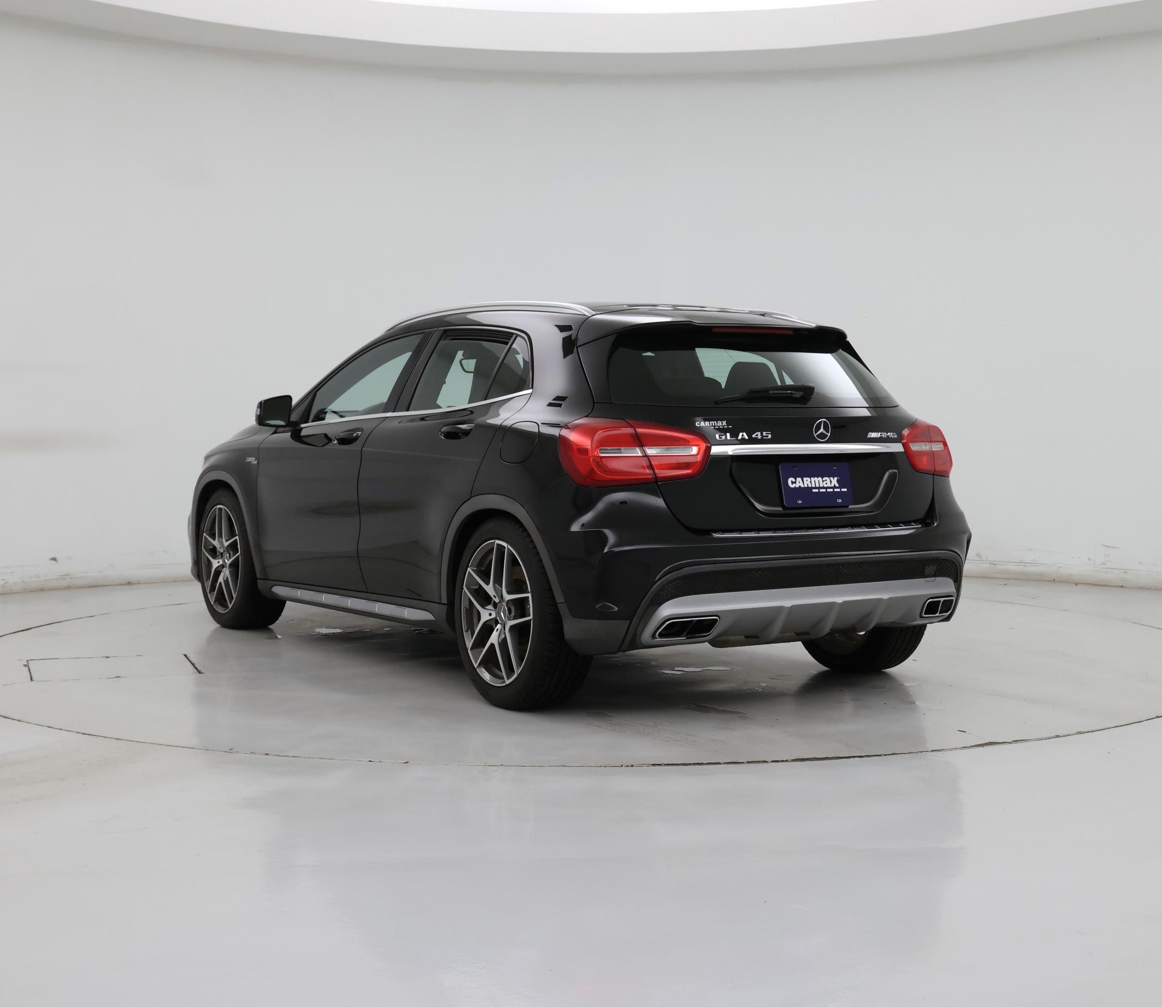 Thumbnail: 2015 Mercedes-Benz GLA - 2