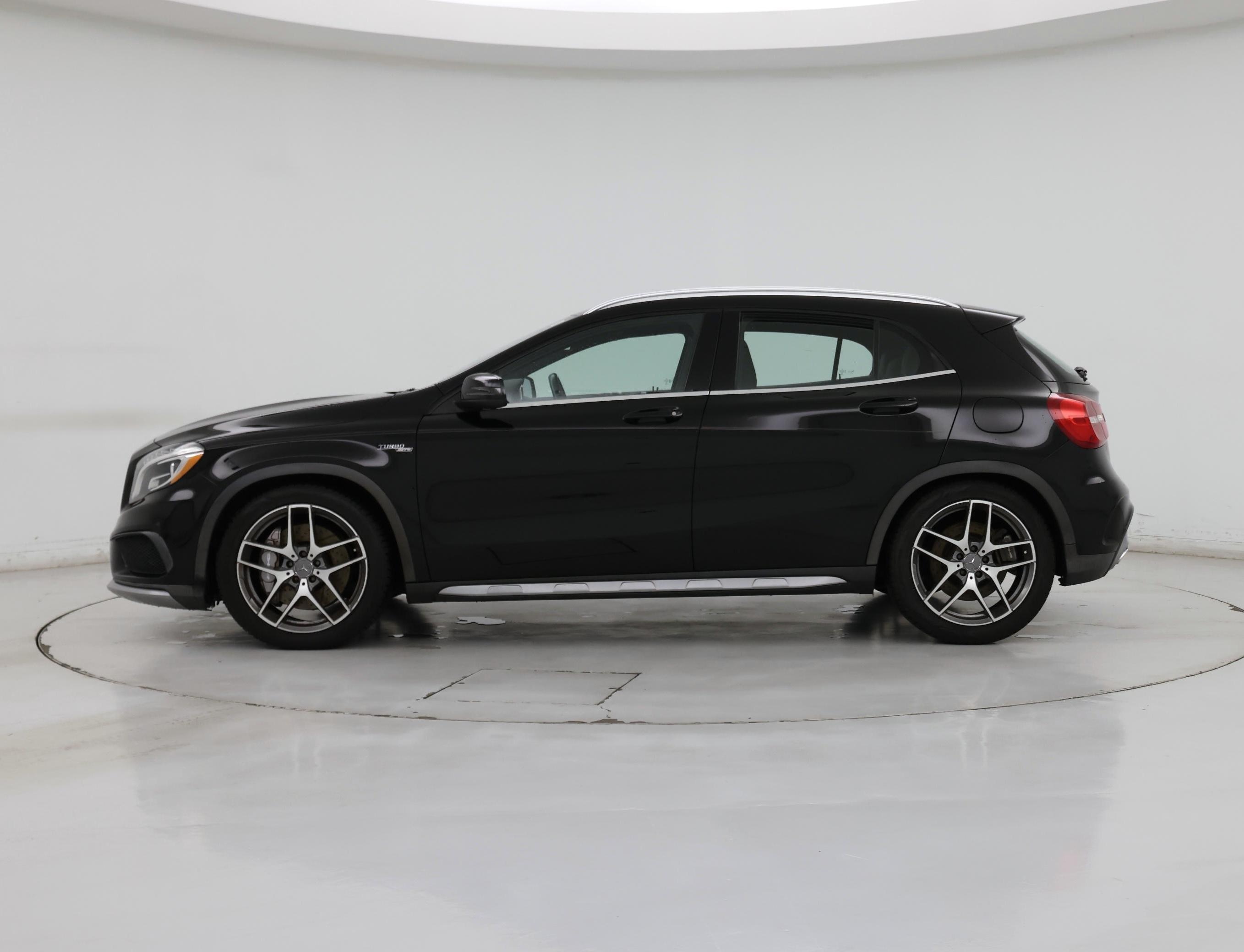 Thumbnail: 2015 Mercedes-Benz GLA - 3