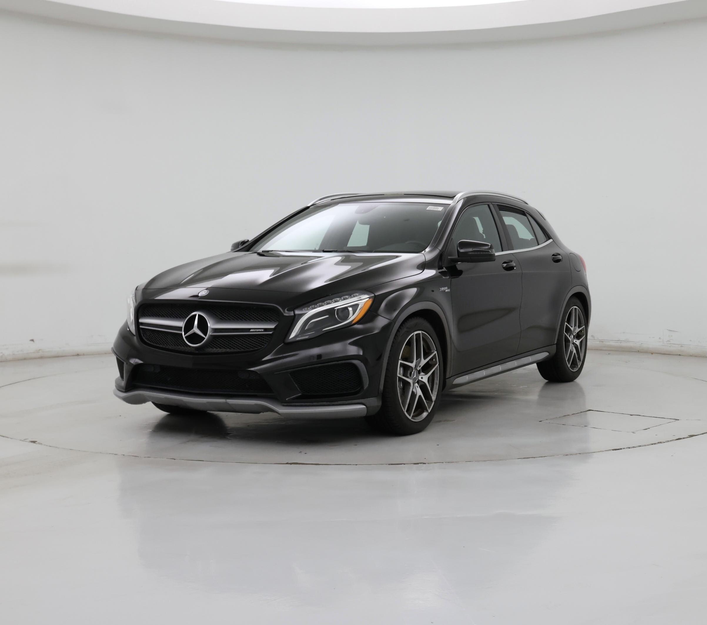 Thumbnail: 2015 Mercedes-Benz GLA - 4