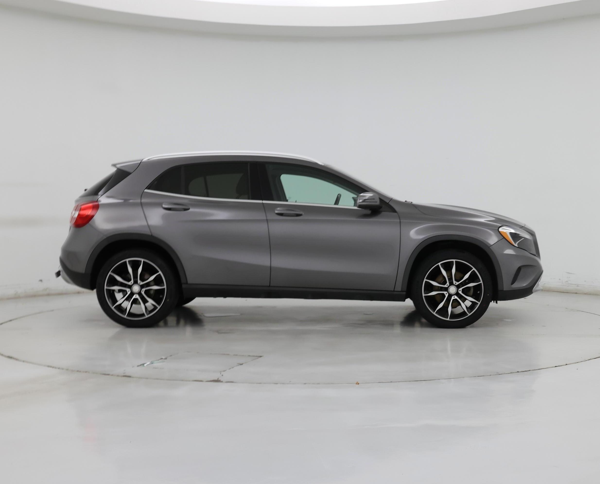 Thumbnail: 2015 Mercedes-Benz GLA - 7