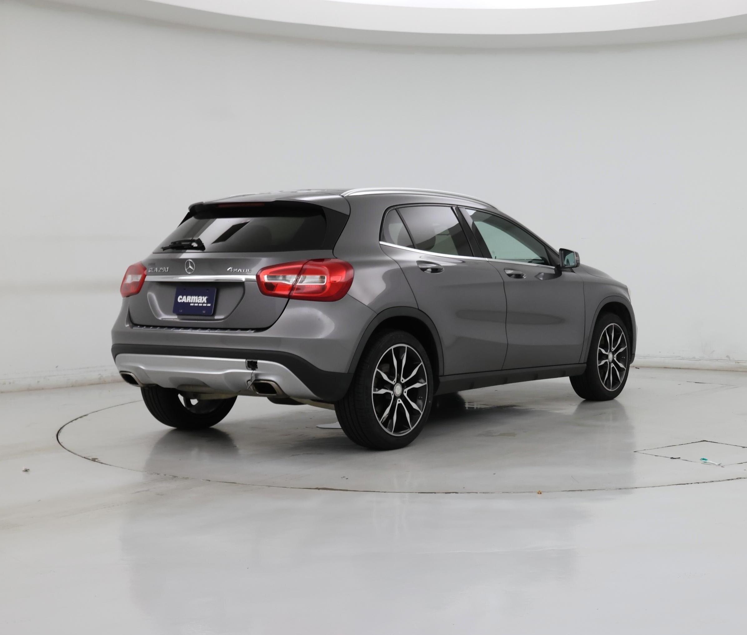 Thumbnail: 2015 Mercedes-Benz GLA - 8