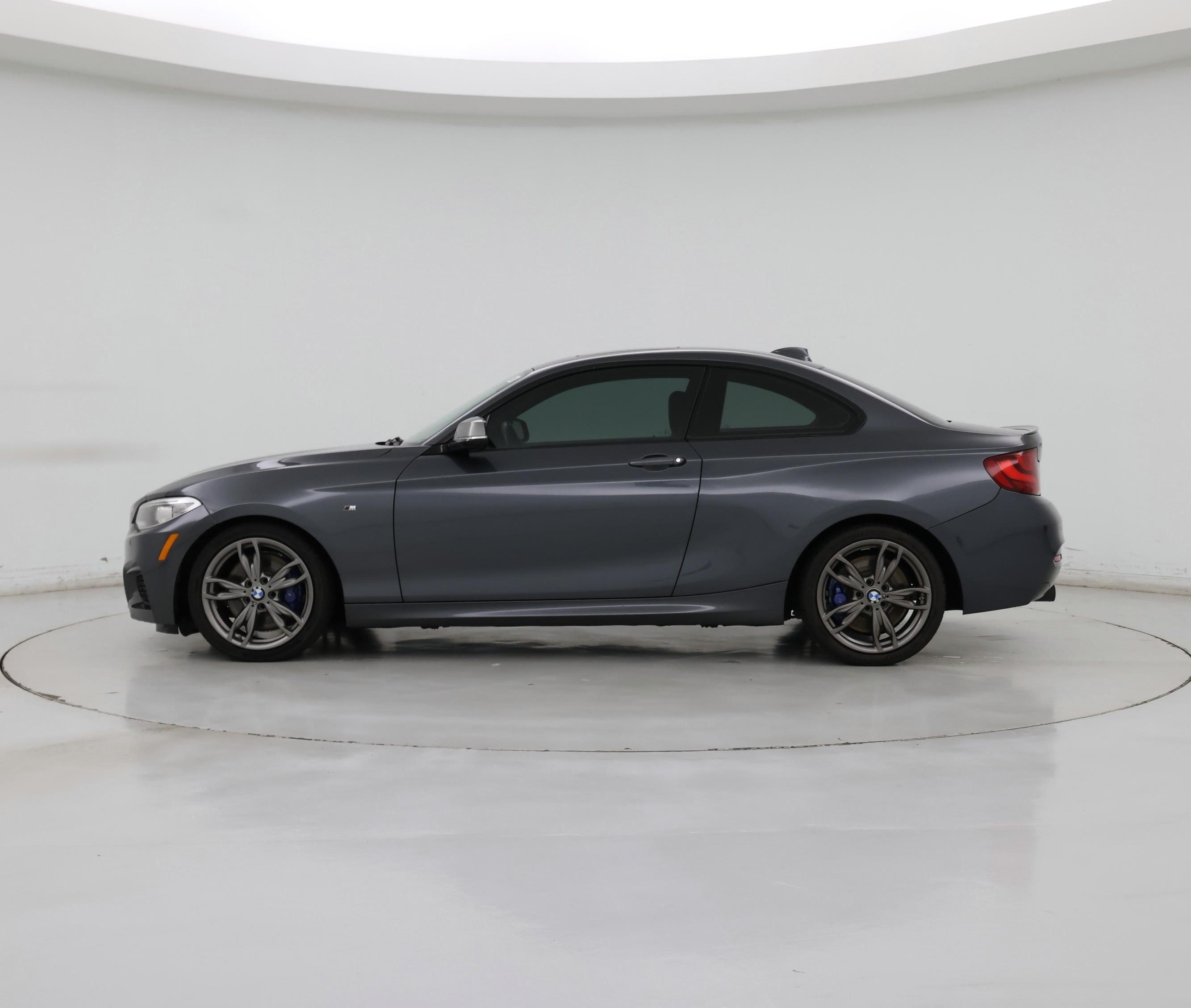 Thumbnail: 2016 BMW 2 Series - 3
