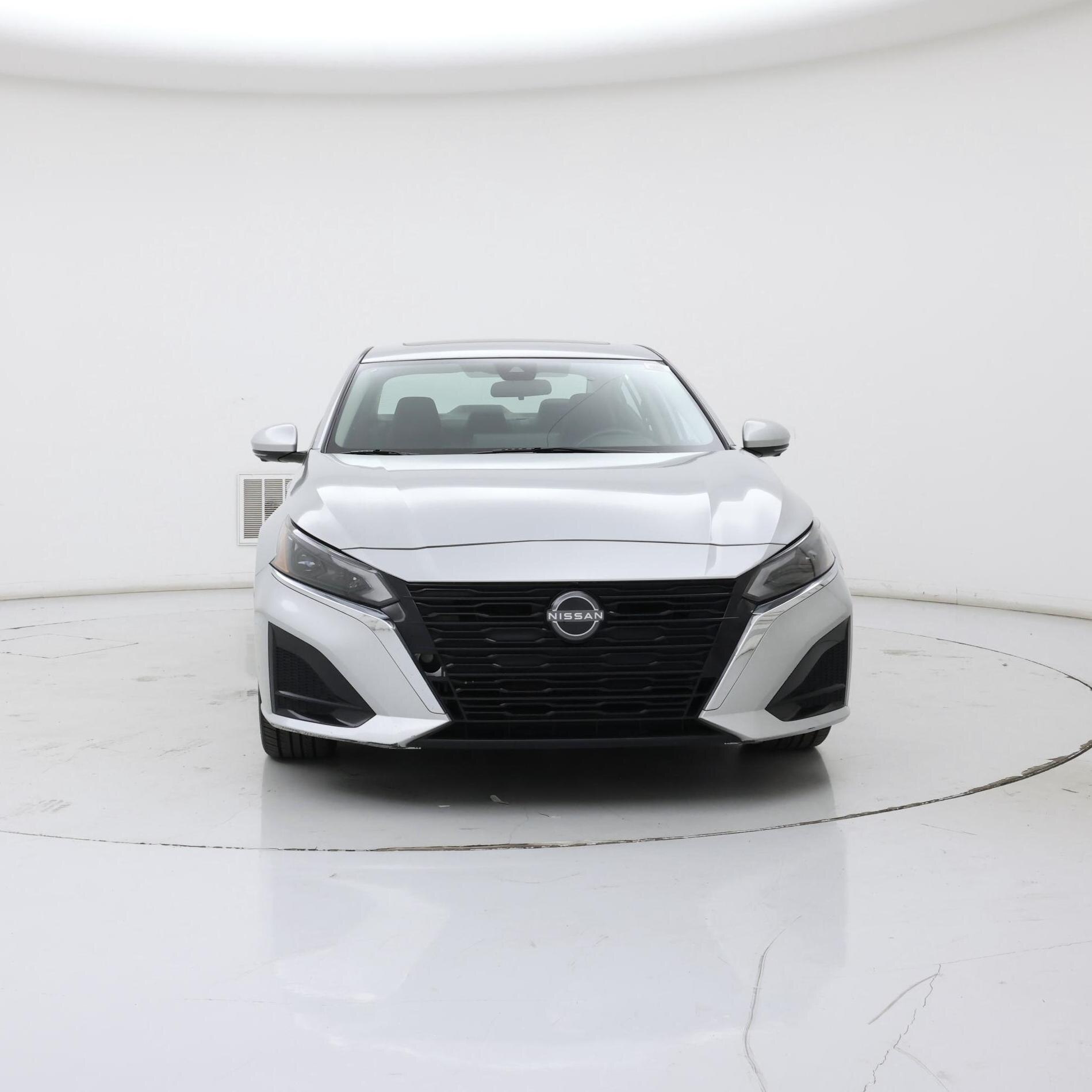 Thumbnail: 2023 Nissan Altima - 5