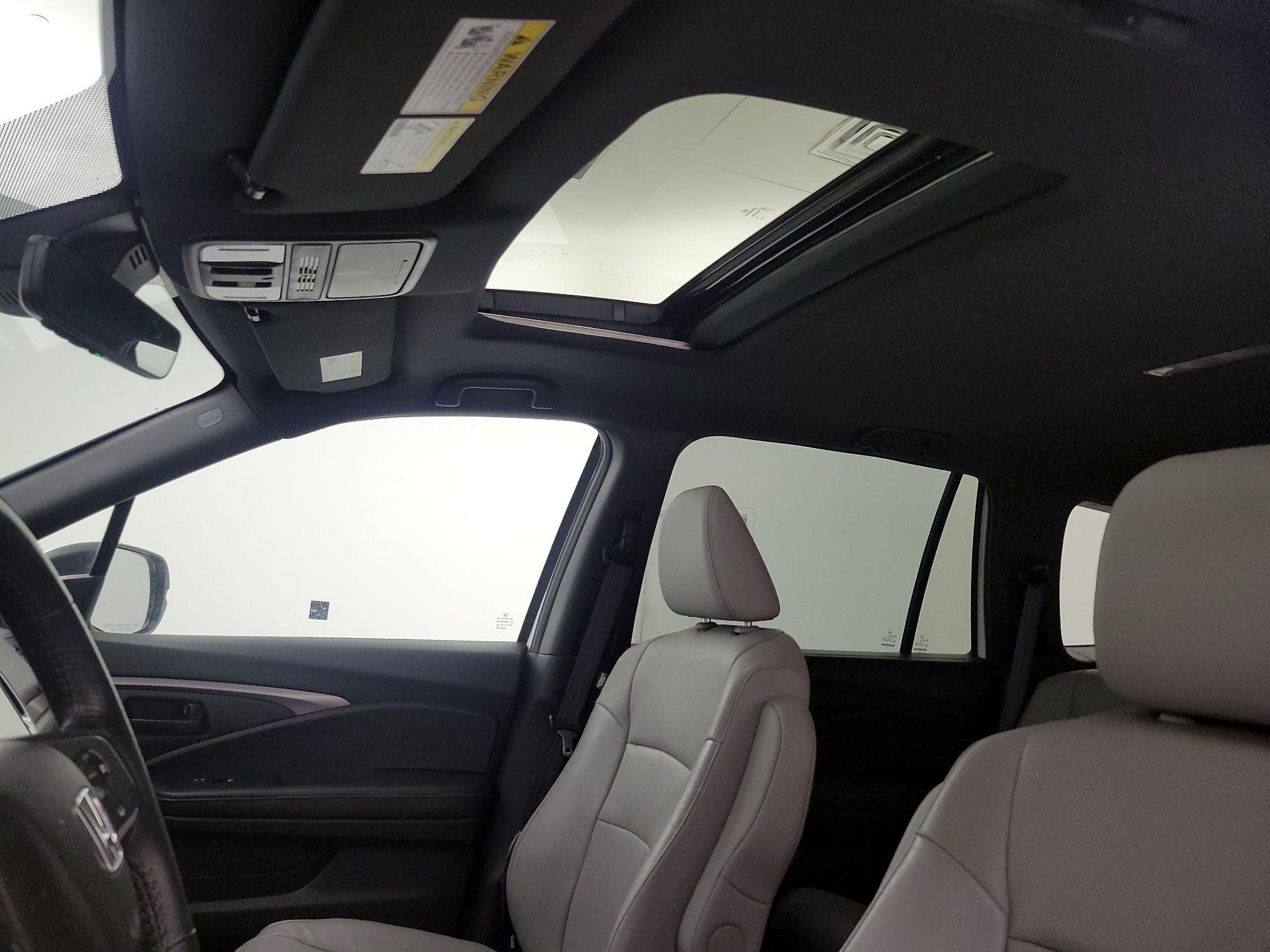 Thumbnail: 2022 Honda Passport - 19