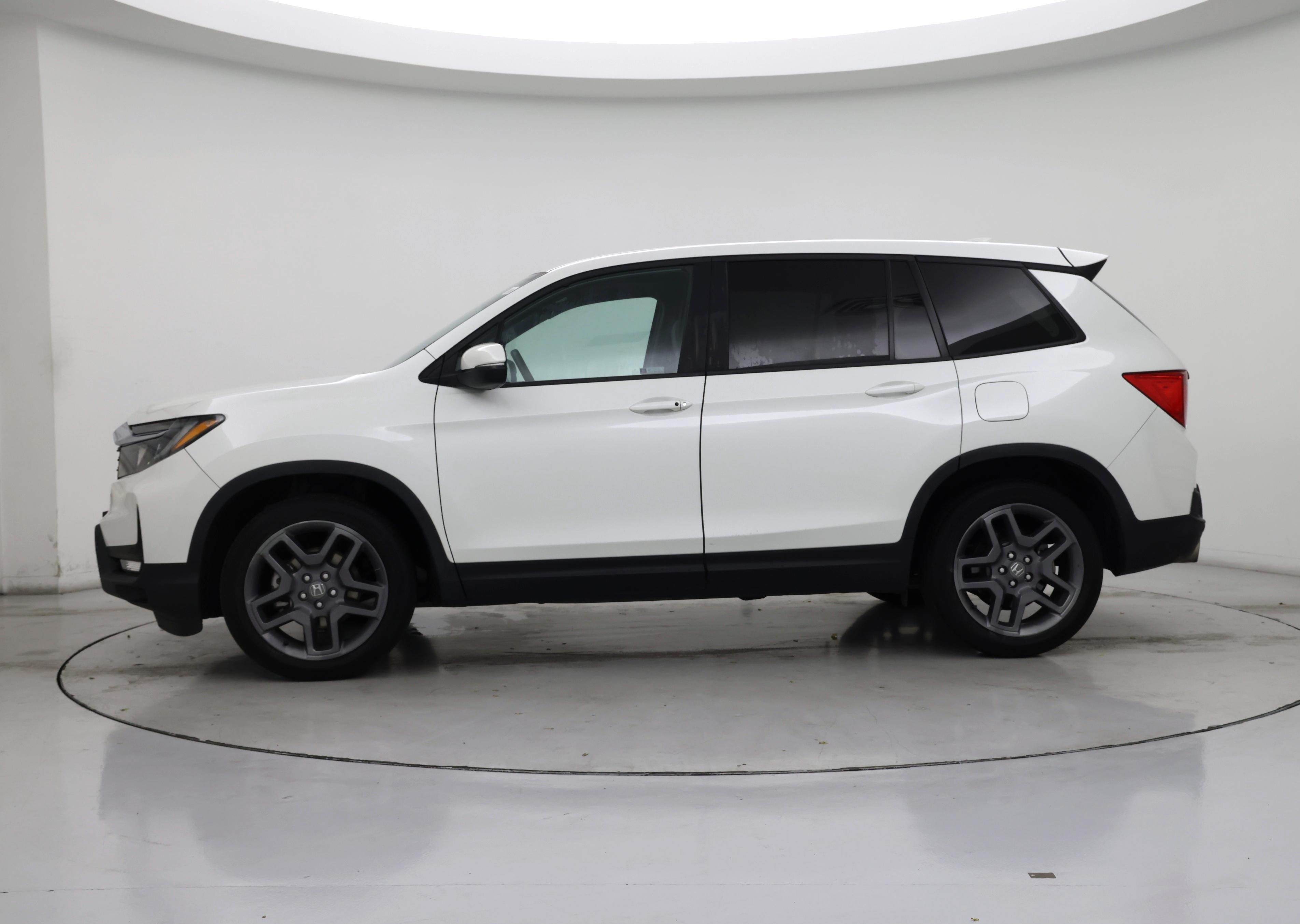 Thumbnail: 2022 Honda Passport - 3