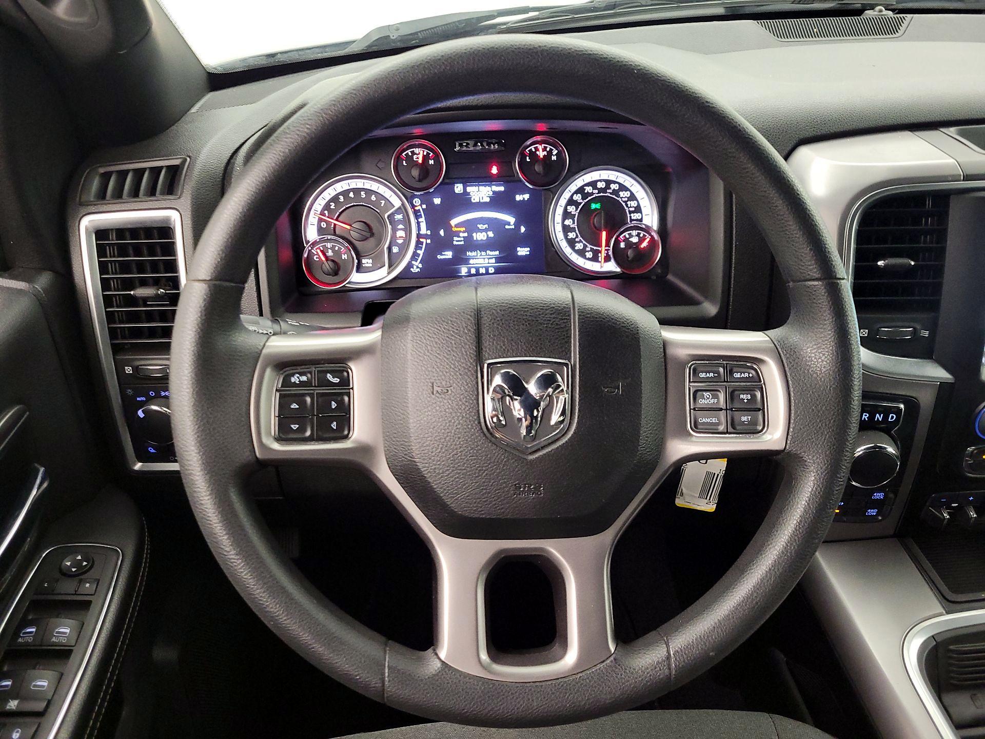 Thumbnail: 2023 RAM 1500 Classic - 10