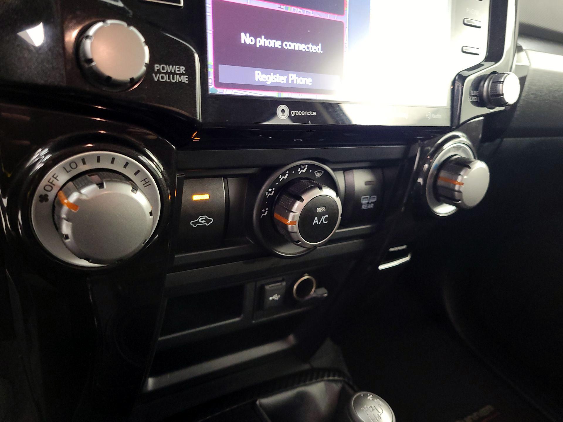 Thumbnail: 2024 Toyota 4Runner - 17