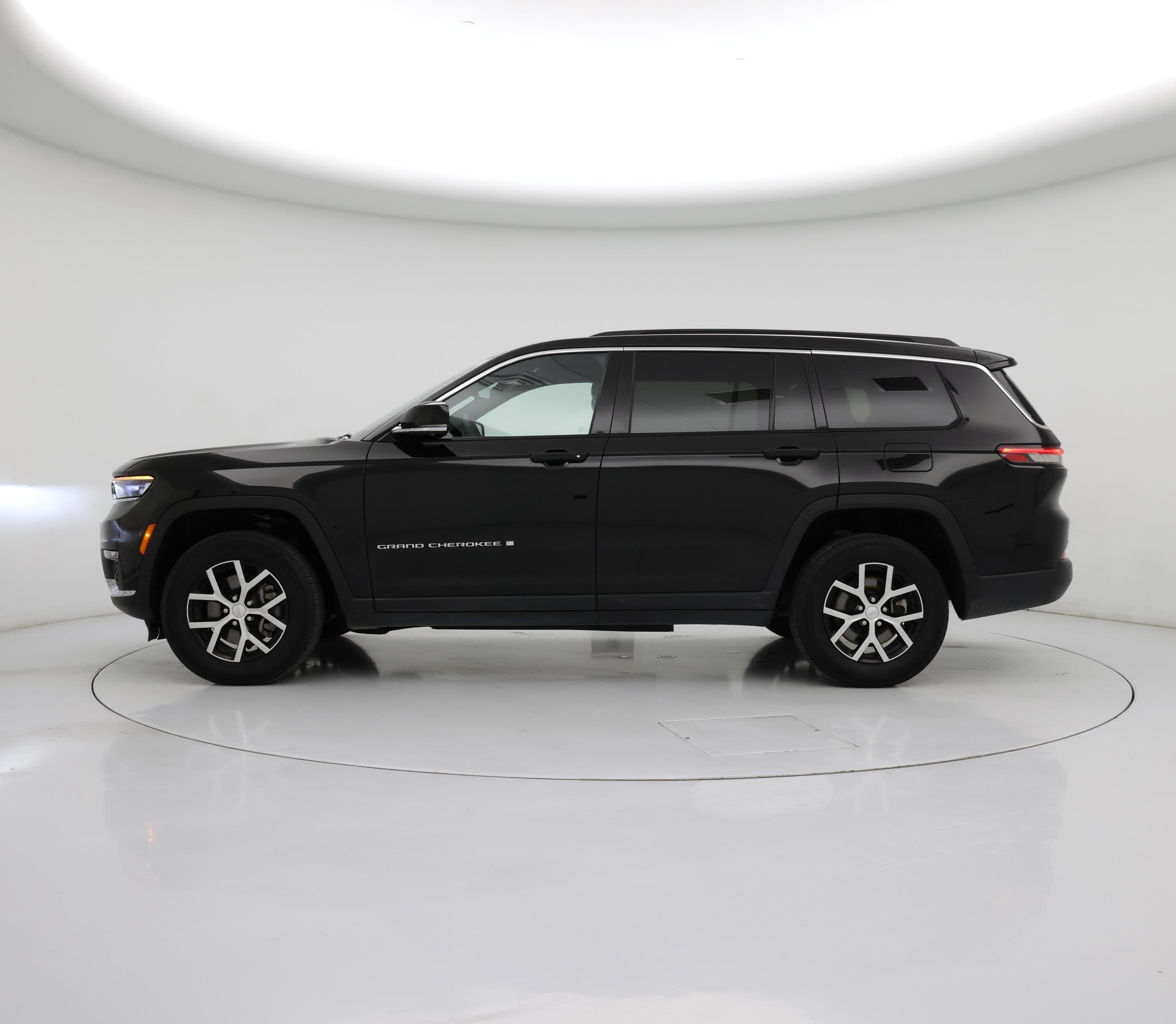 Thumbnail: 2024 Jeep Grand Cherokee L - 3