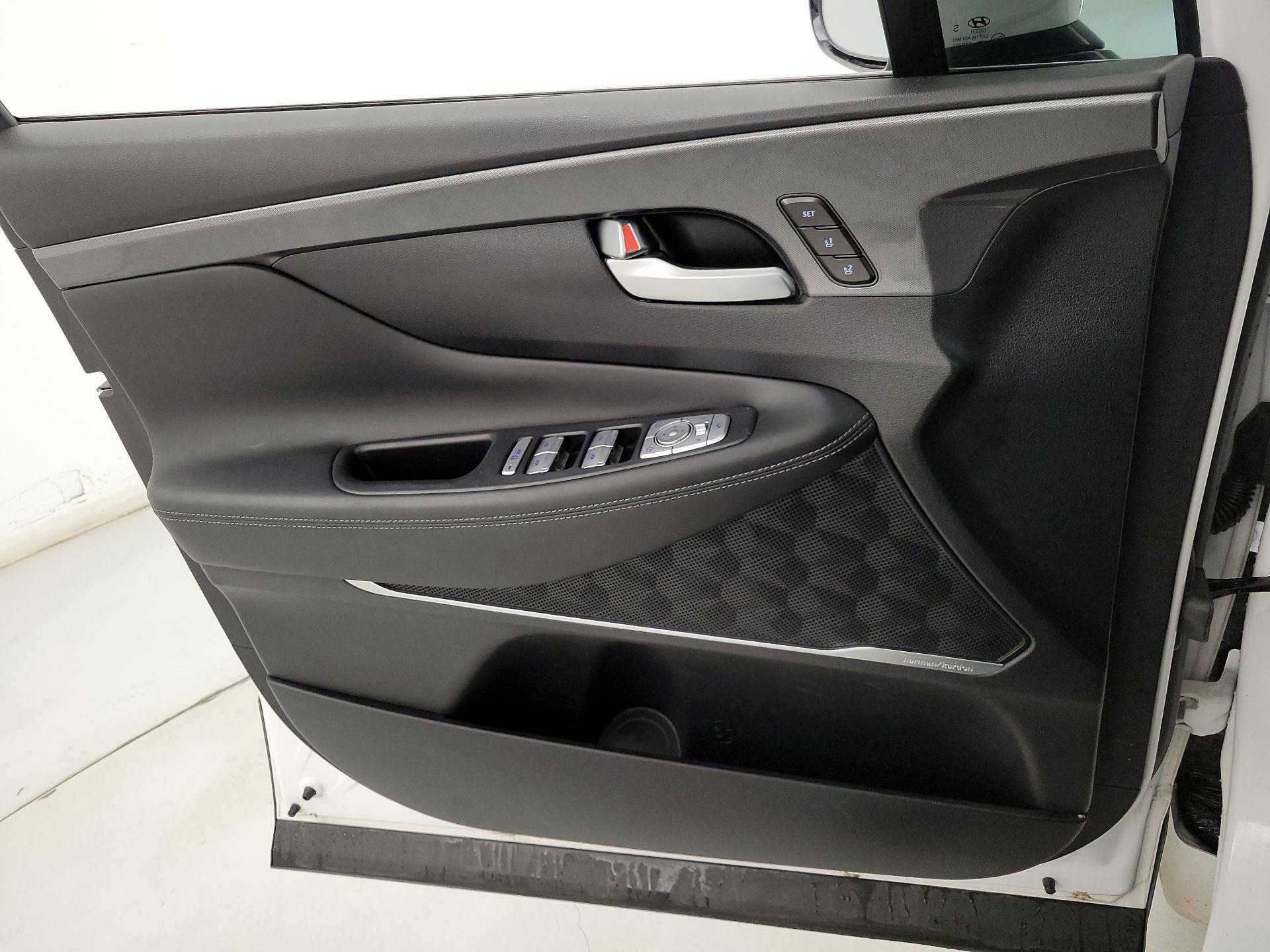 Thumbnail: 2023 Hyundai Santa Fe - 12