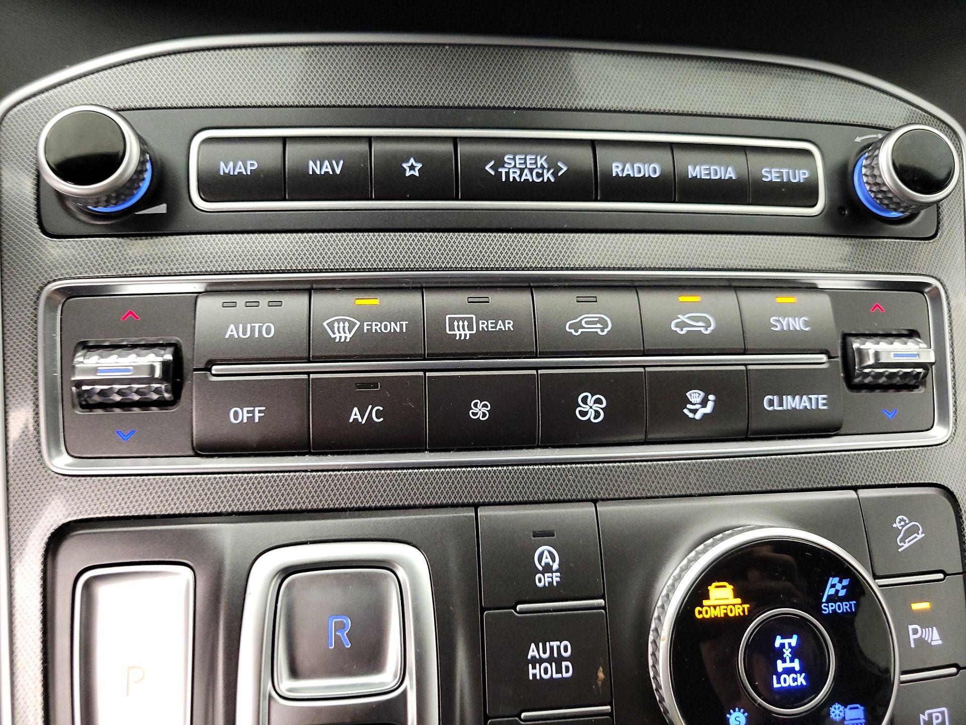 Thumbnail: 2023 Hyundai Santa Fe - 17