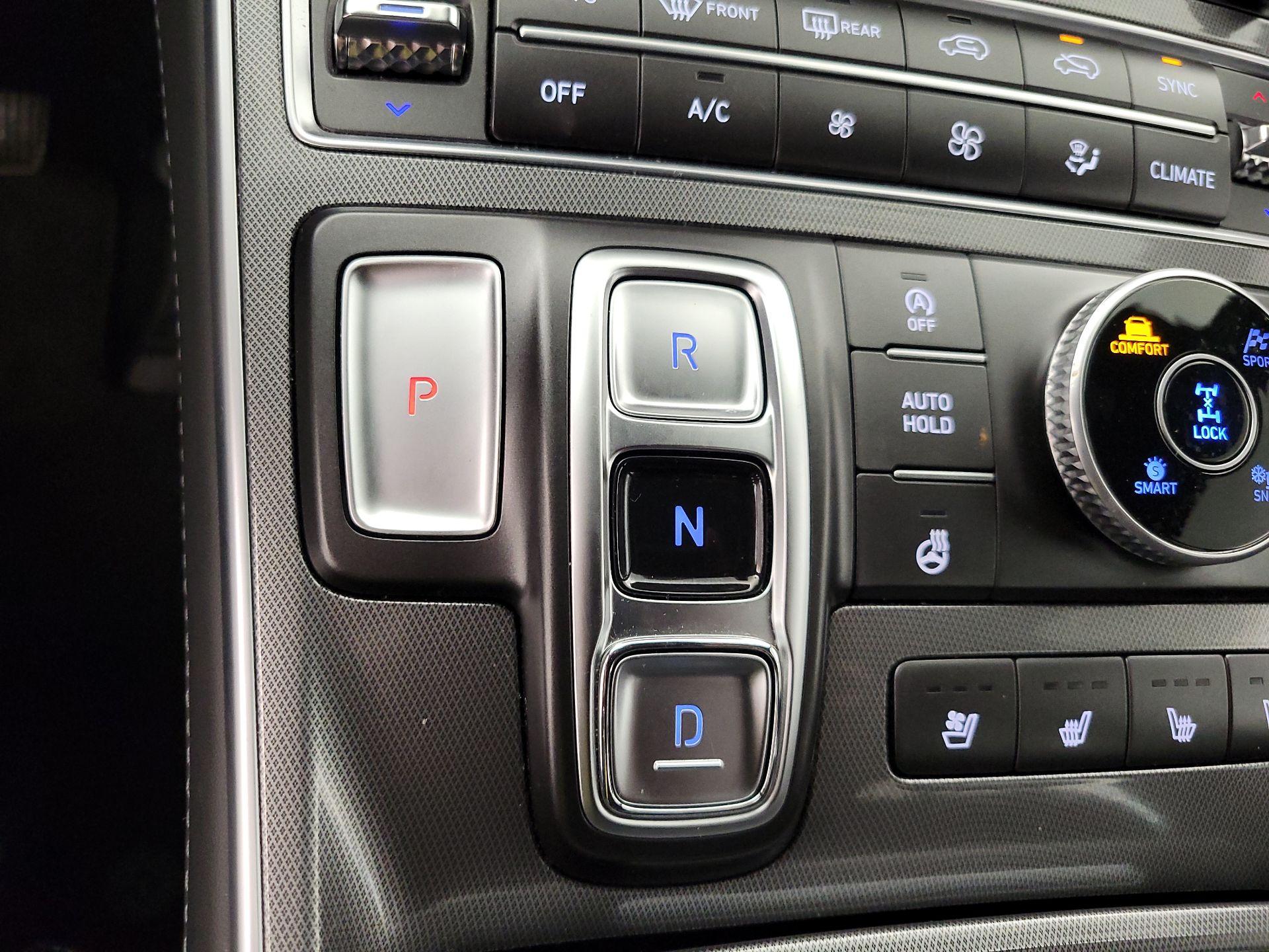 Thumbnail: 2023 Hyundai Santa Fe - 18