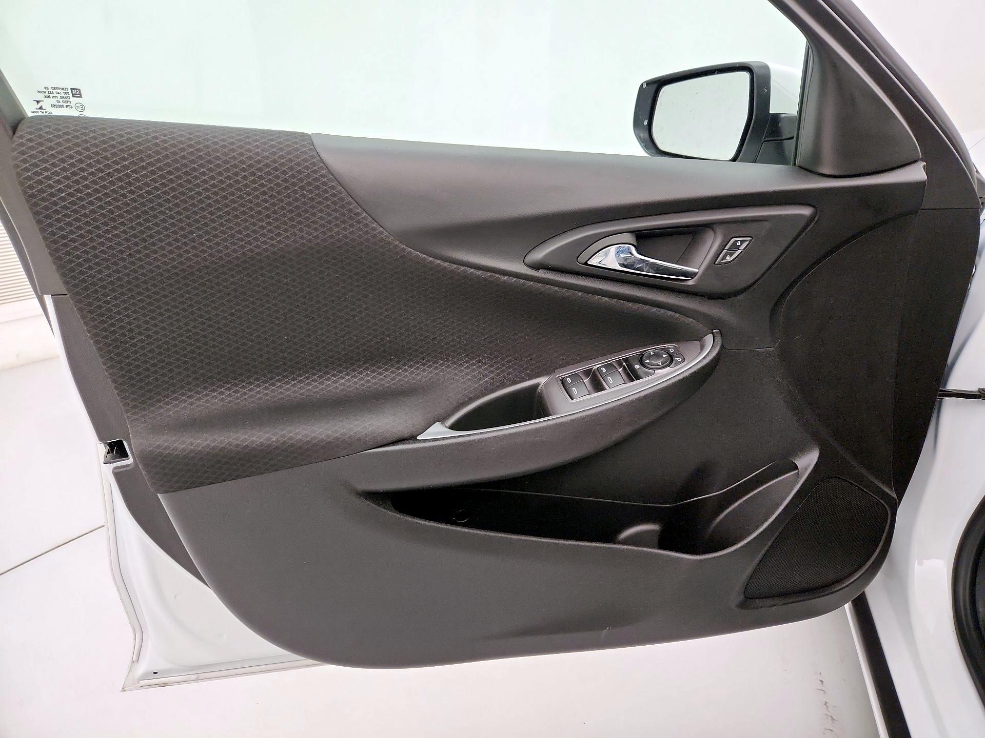 Thumbnail: 2024 Chevrolet Malibu - 12